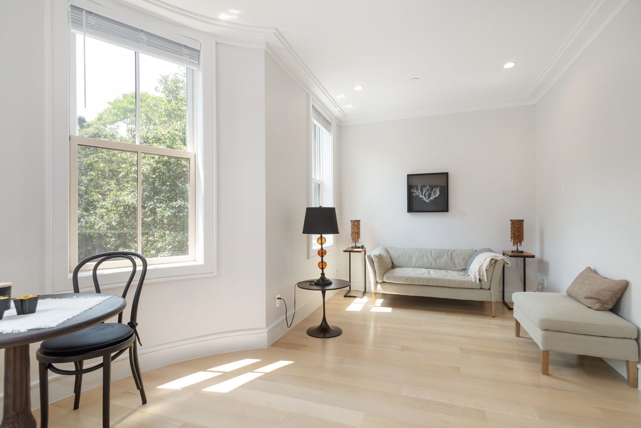 53 Rutland Sq # 2 Property Photo 5