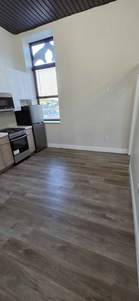 13 Sudbury St # 406 Property Photo 10