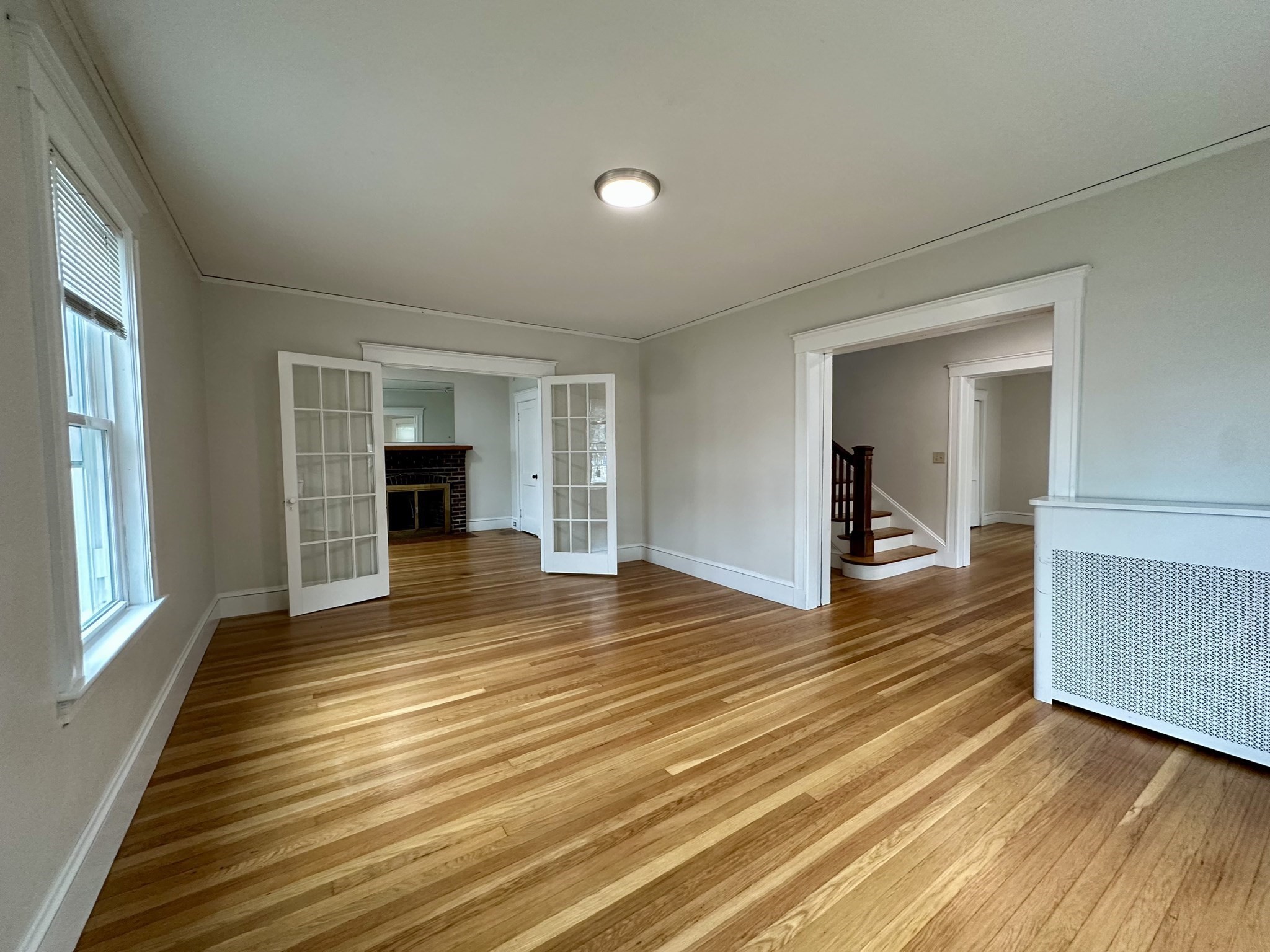 118 Ash St Property Photo 4