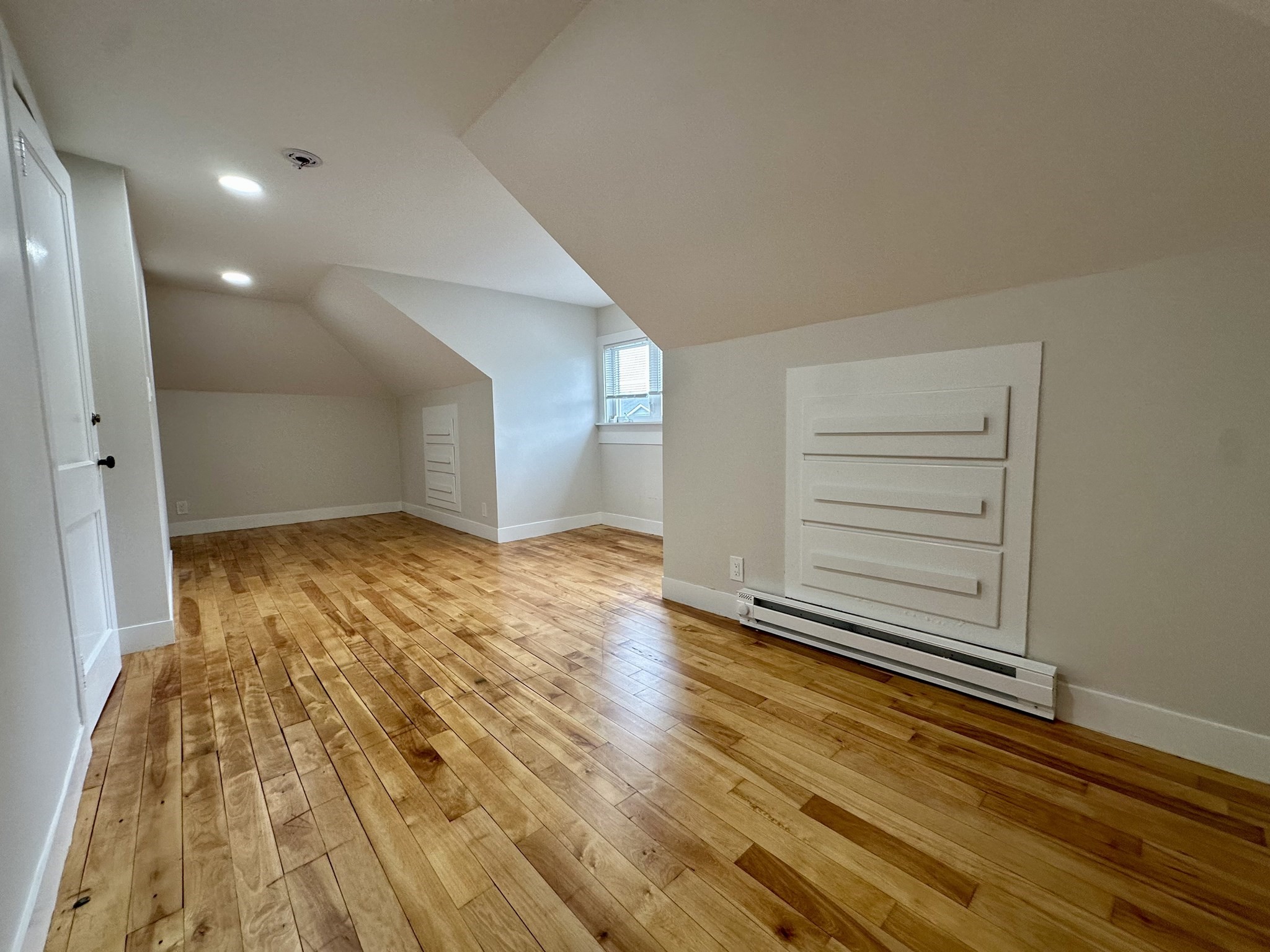 118 Ash St Property Photo 14