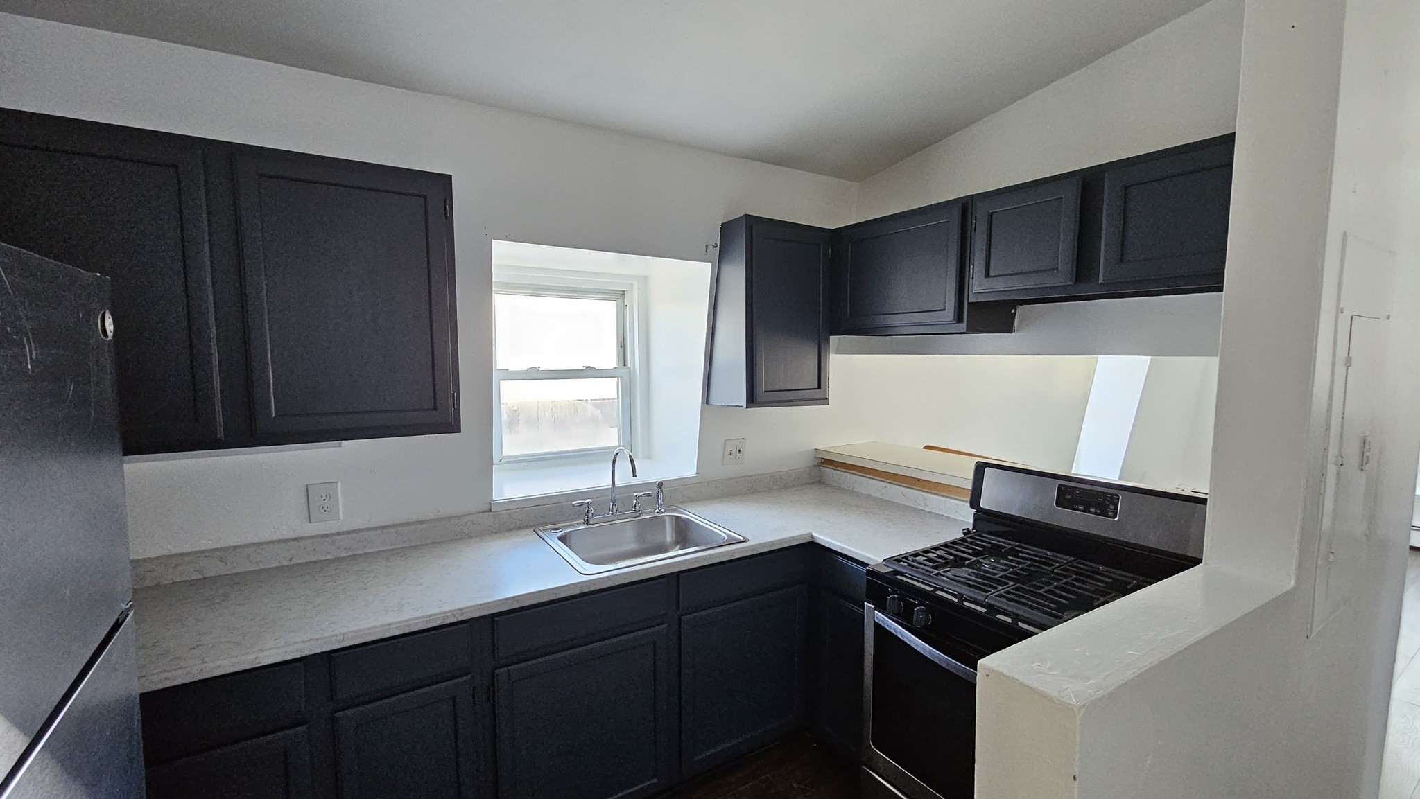 90 Timson St # 3 Property Photo 1
