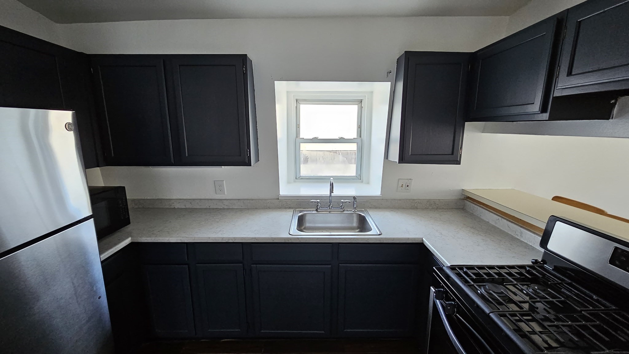 90 Timson St # 3 Property Photo 2