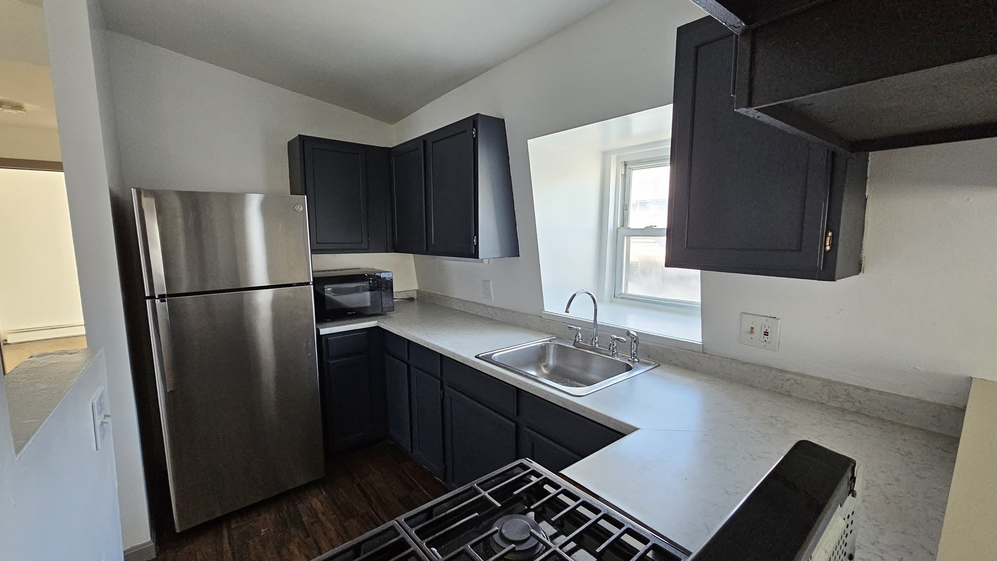 90 Timson St # 3 Property Photo 3