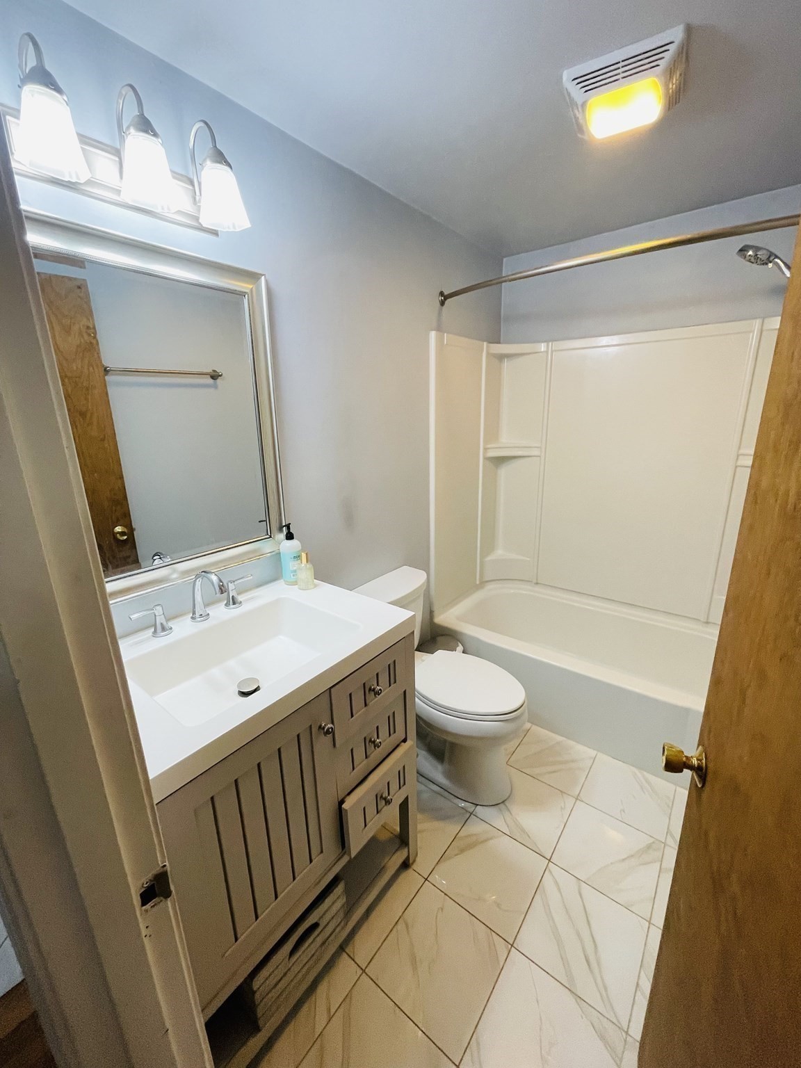 192 Grandview Ave Property Photo 17