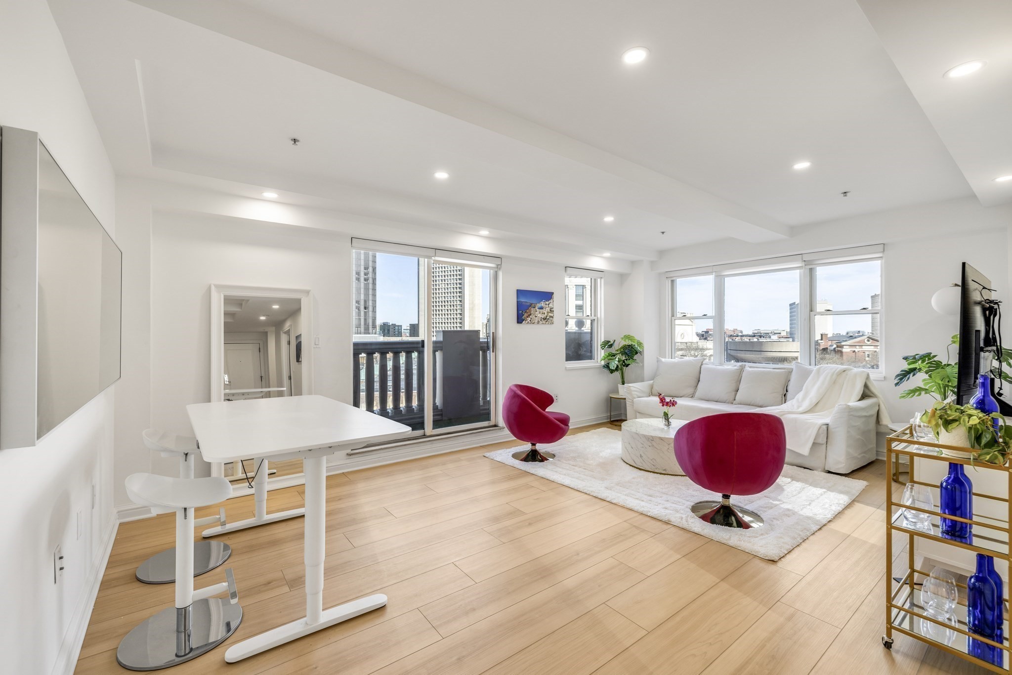 183-185a Massachusetts Ave # 803 Property Photo 4