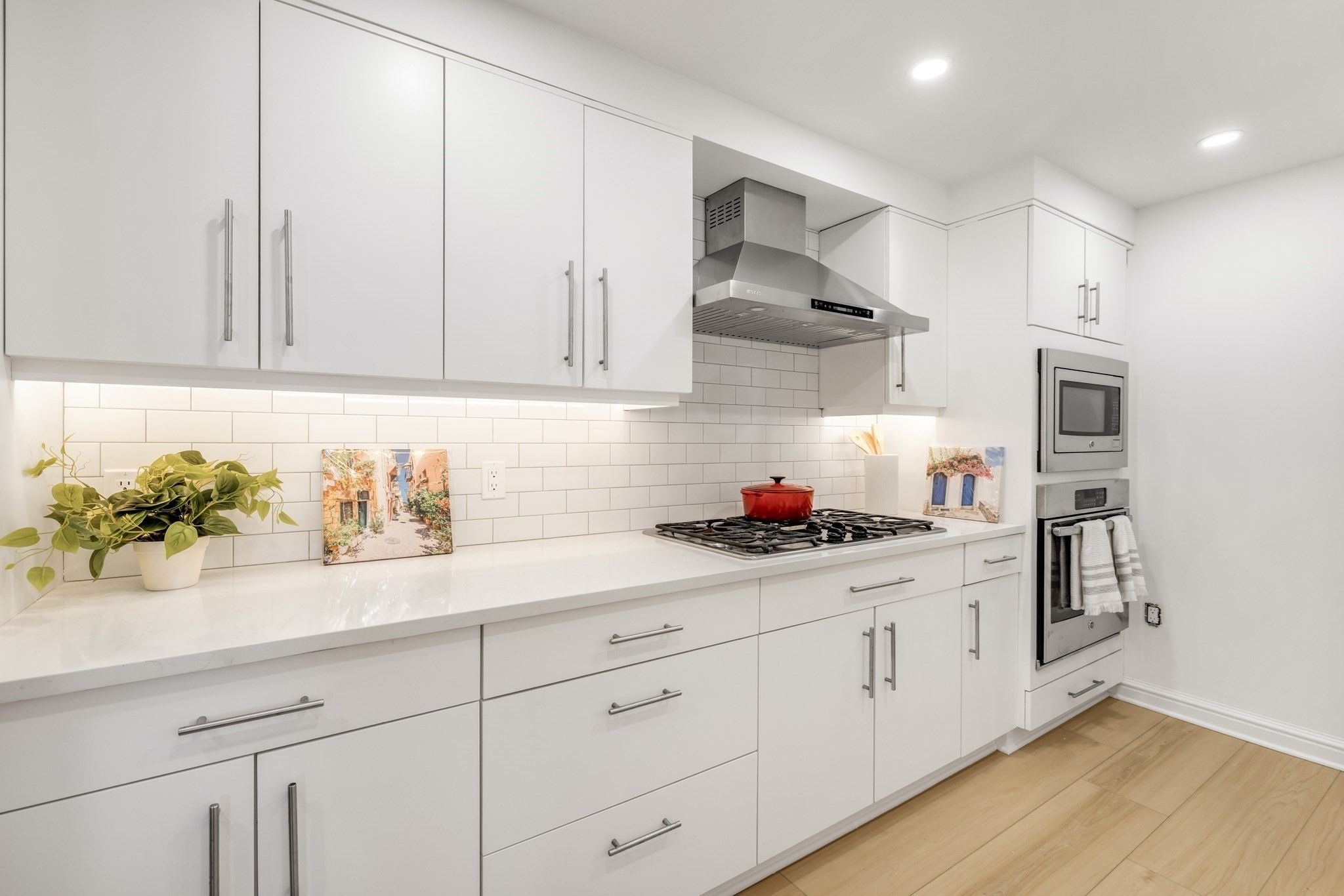 183-185a Massachusetts Ave # 803 Property Photo 8