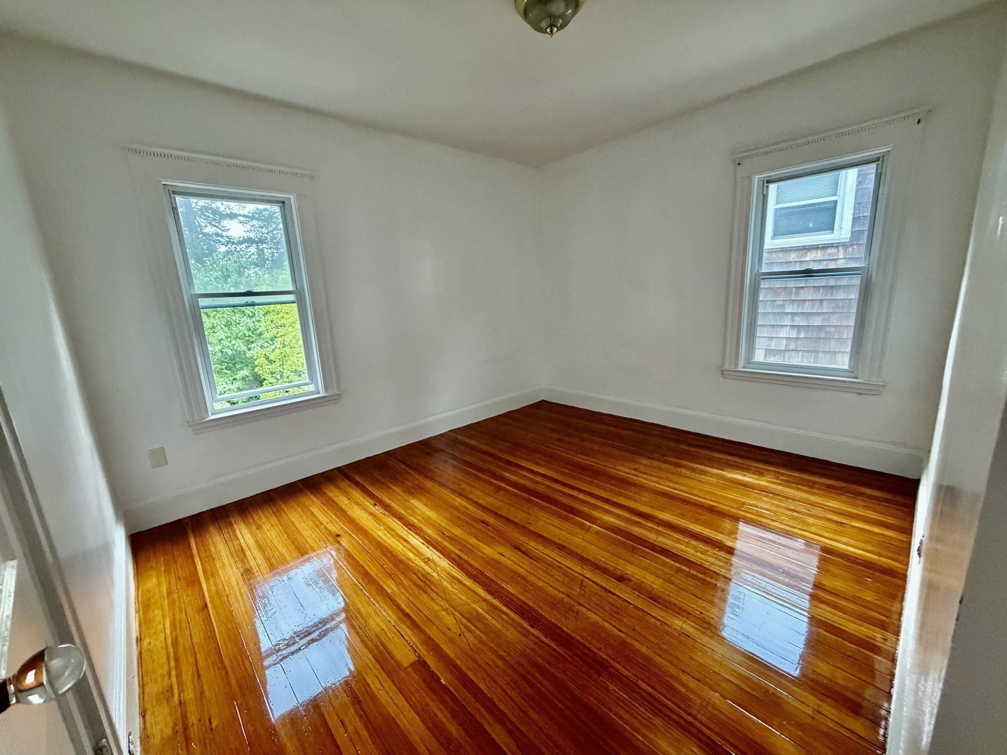 26 Walton St # 2 Property Photo 6