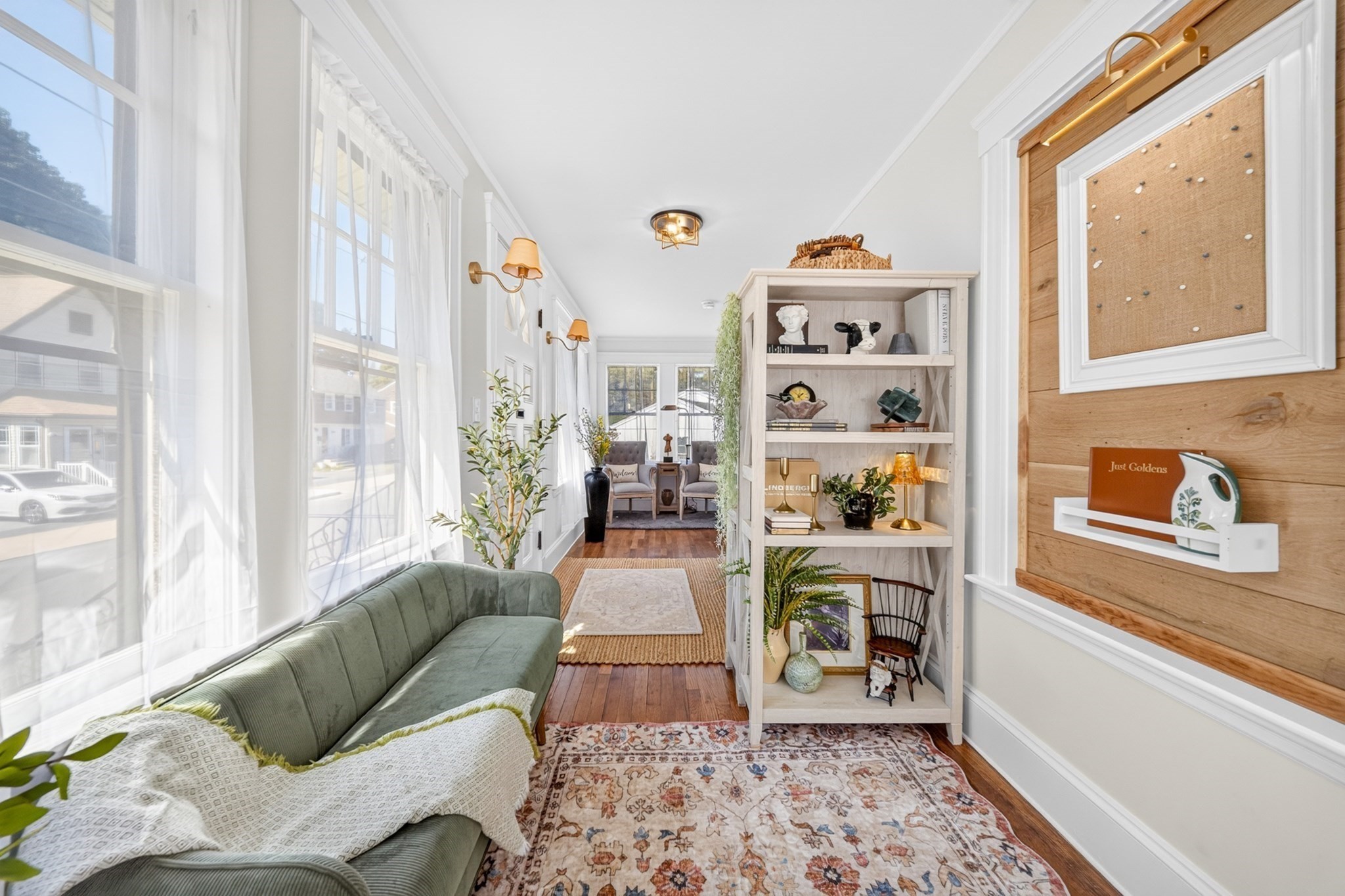 20 Huntley St Property Photo 4