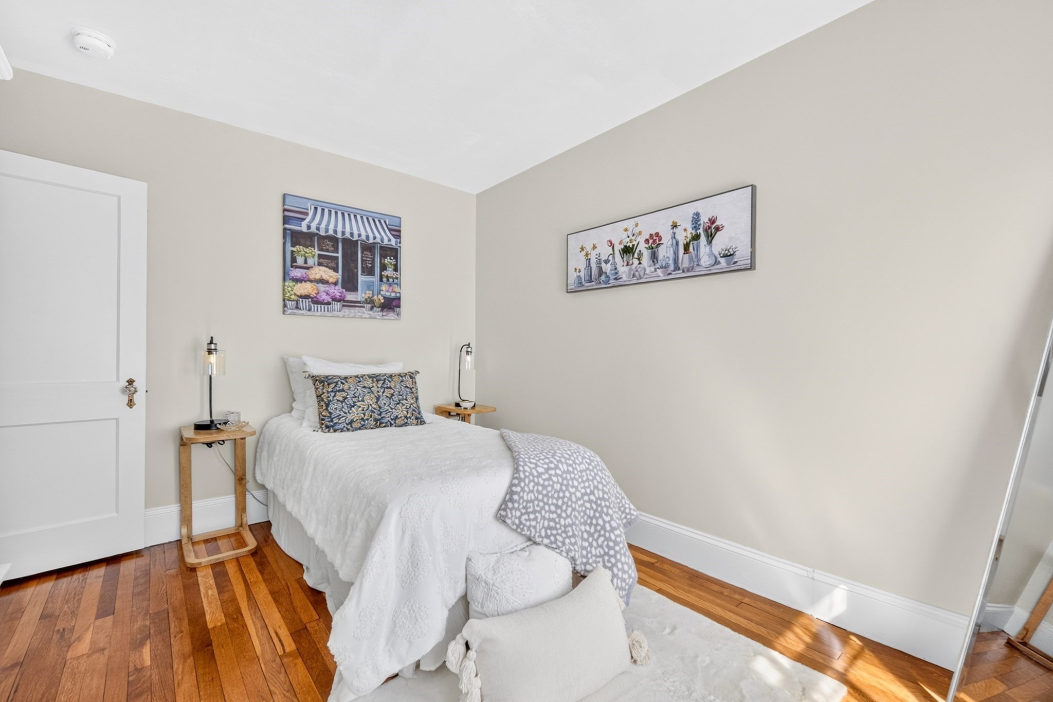 20 Huntley St Property Photo 23
