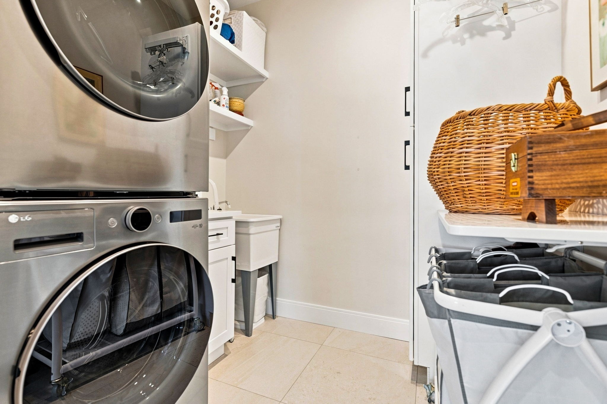 8 Orchard Road # B Property Photo 22
