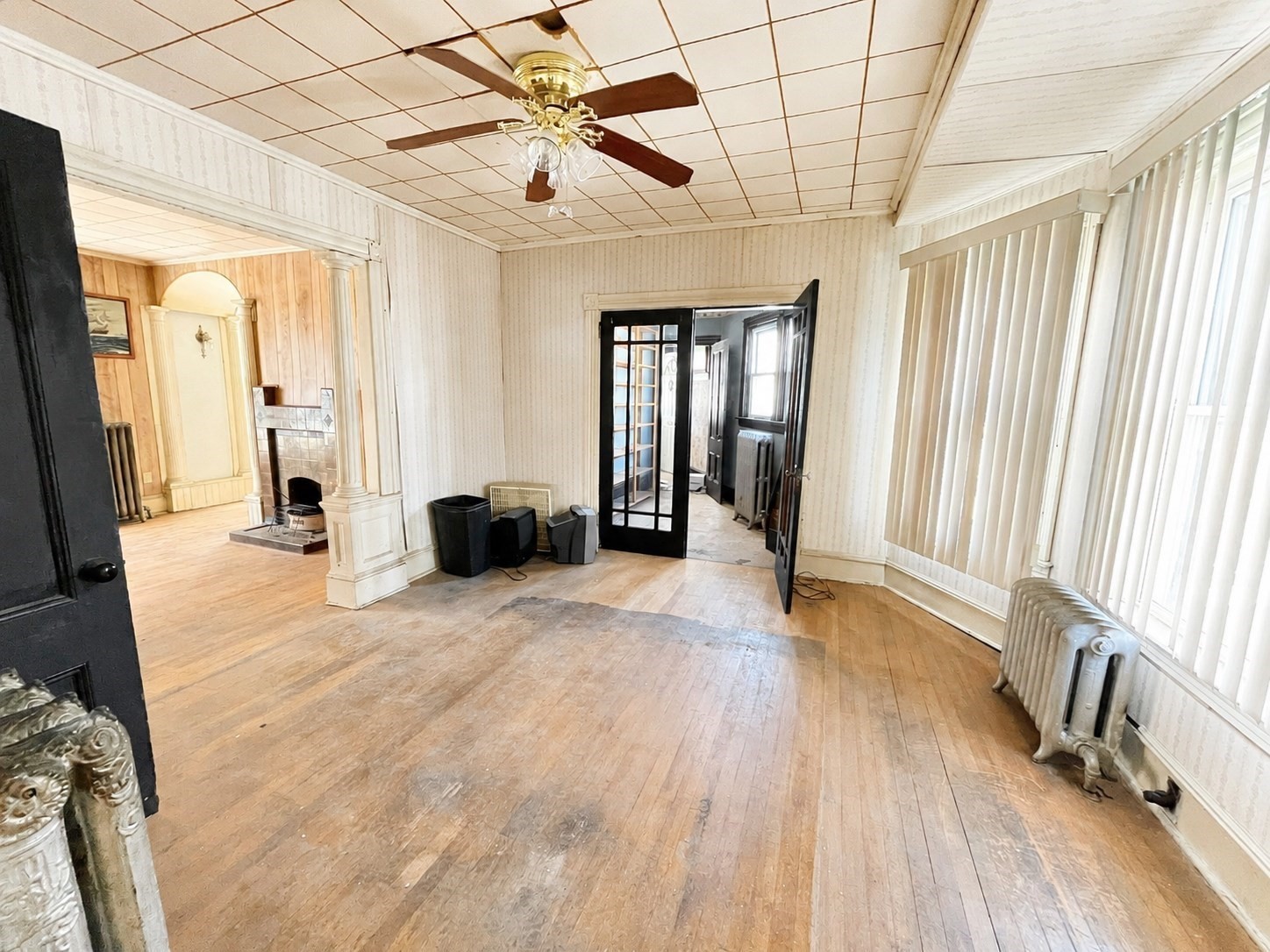 2018 Pleasant St Property Photo 8
