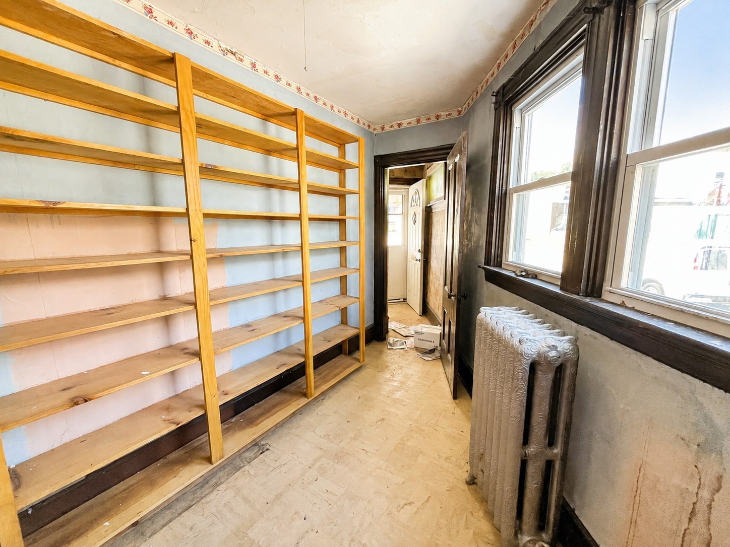 2018 Pleasant St Property Photo 9