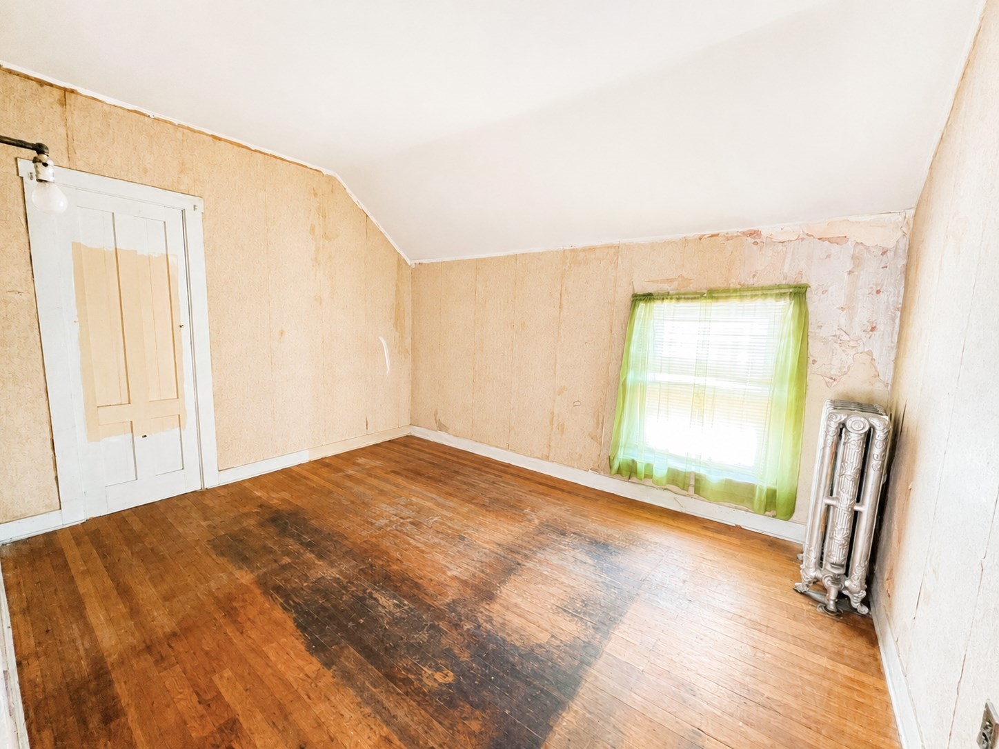 2018 Pleasant St Property Photo 16