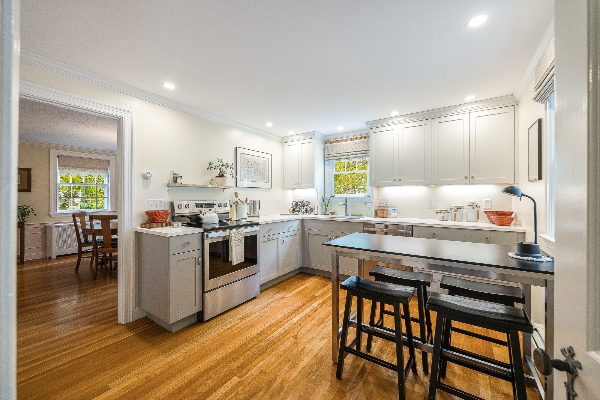 21 Bond Street Property Photo 4