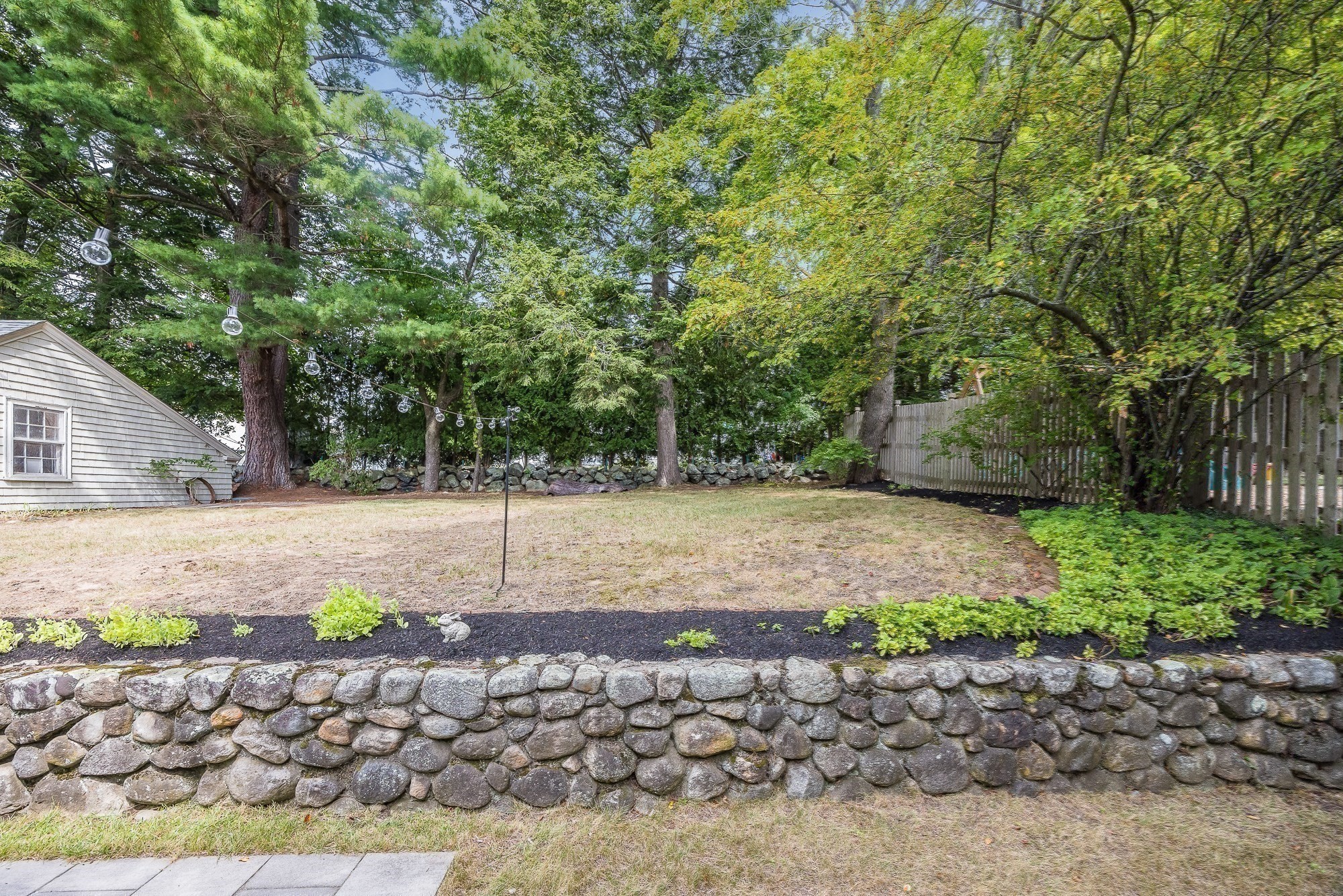 21 Bond Street Property Photo 28