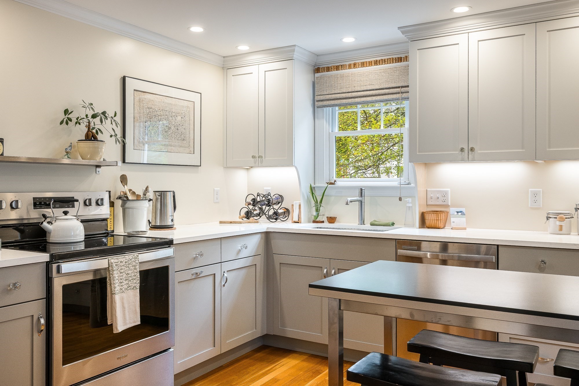 21 Bond Street Property Photo 37