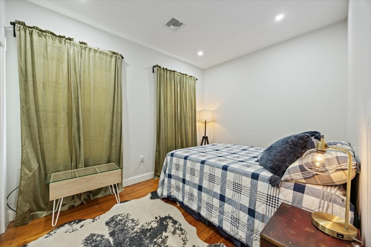 46 Addison St # 2 Property Photo 9