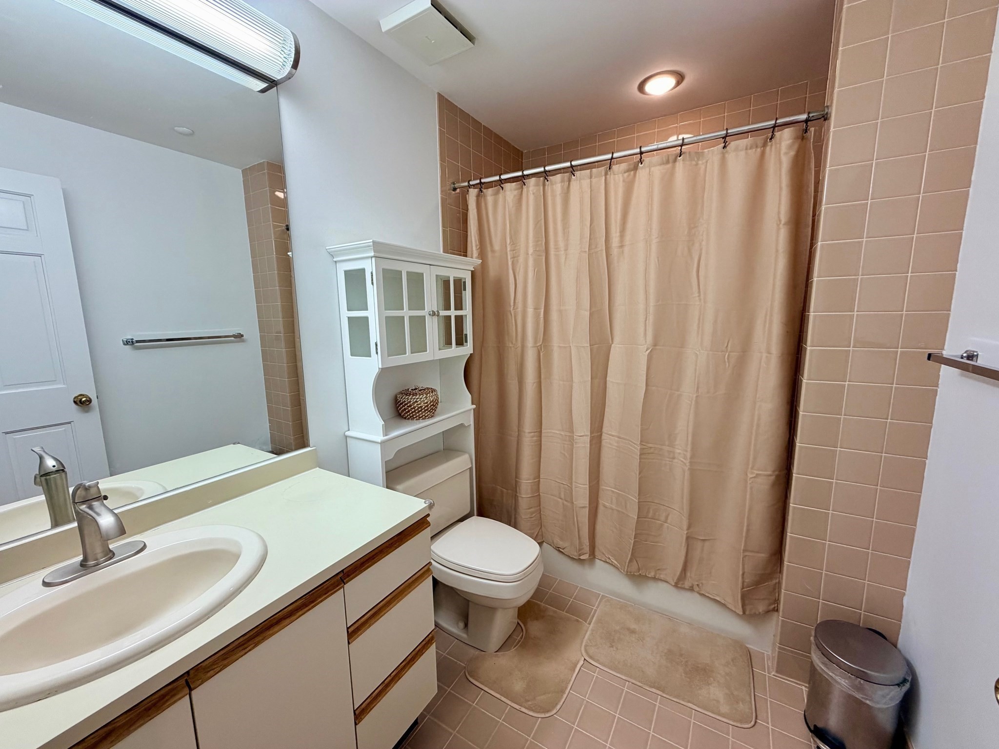 1001 Marina Dr # 705 Property Photo 12