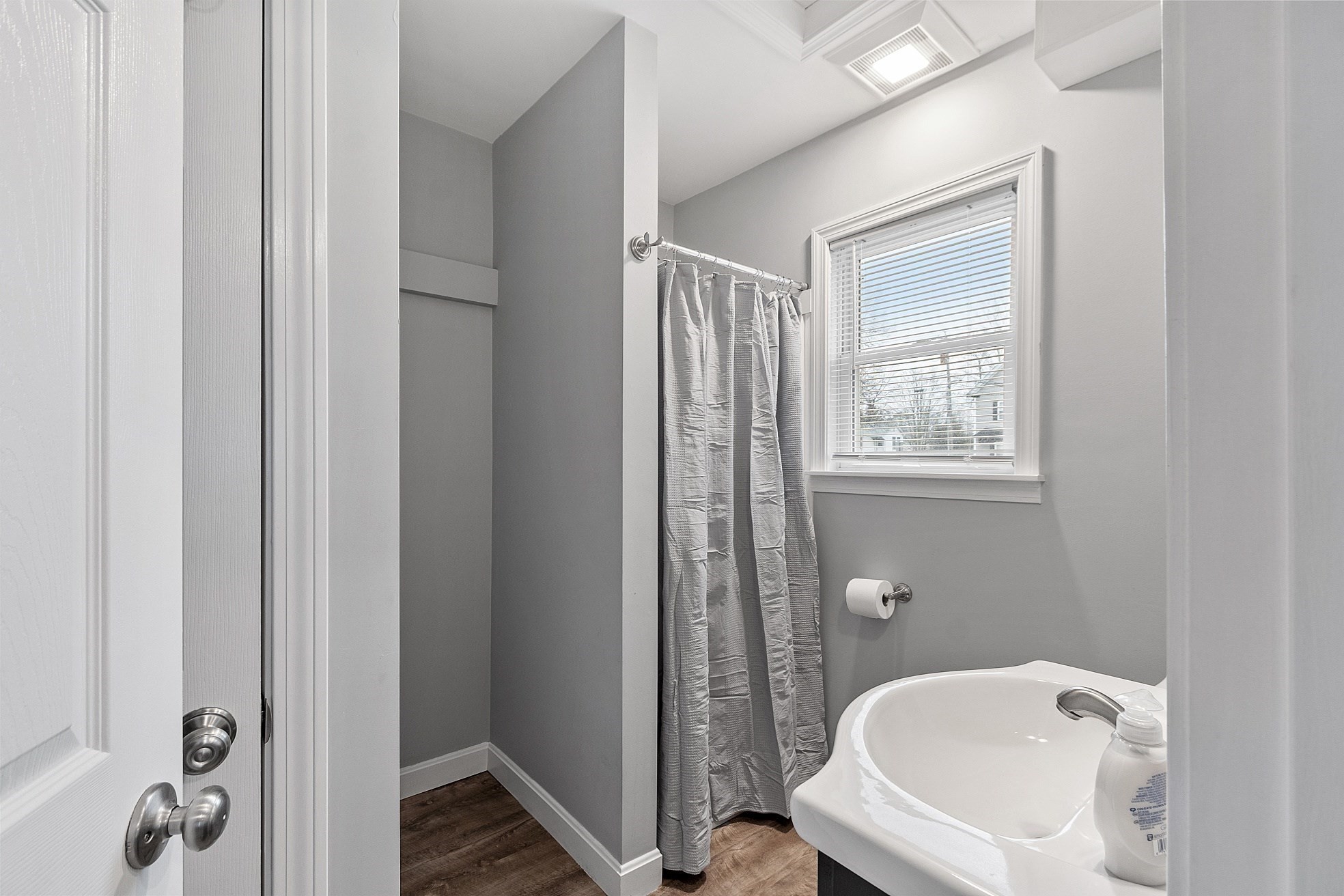 1 Foster Street Property Photo 8