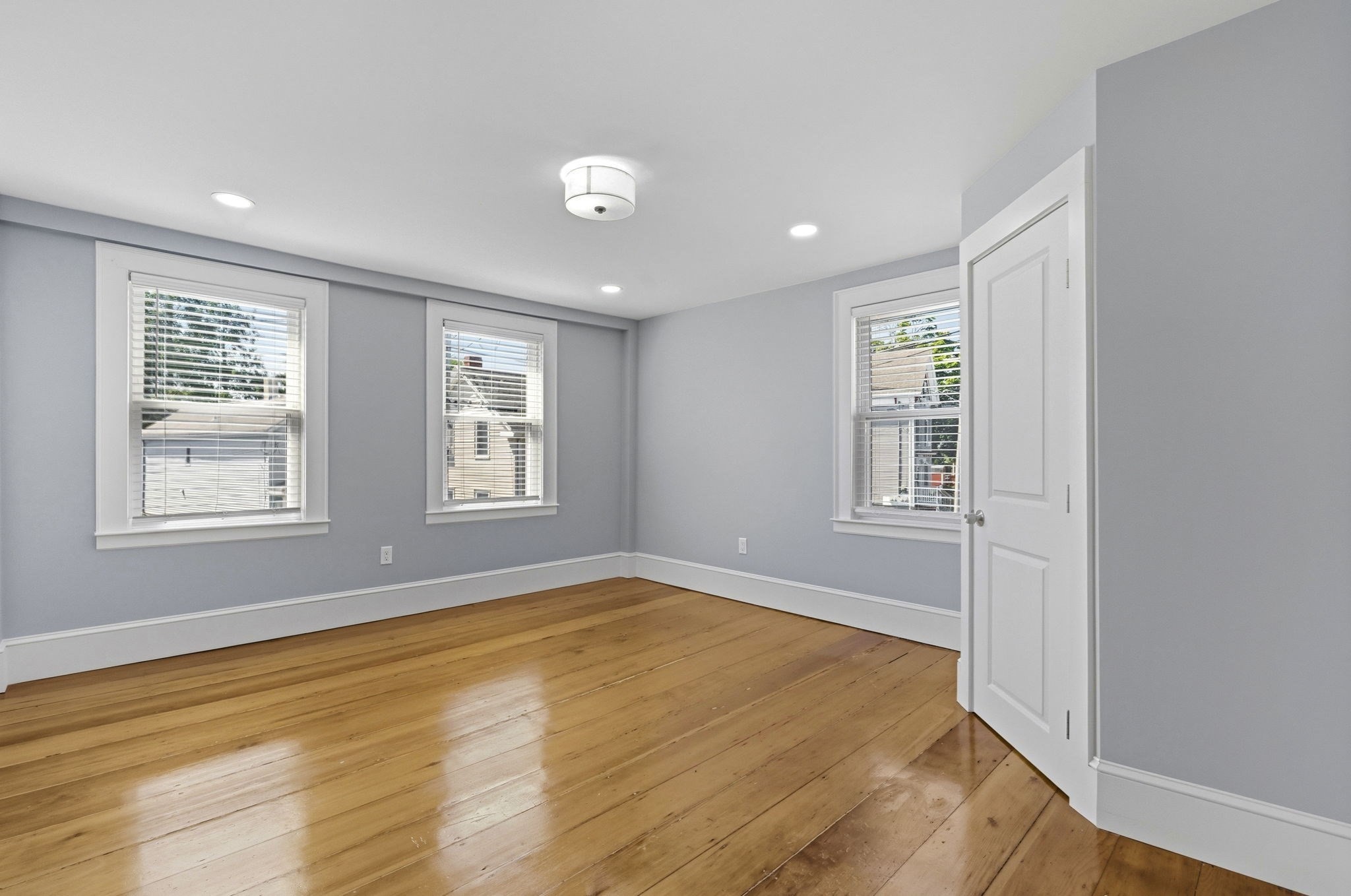 42 School St # 2 Property Photo 19
