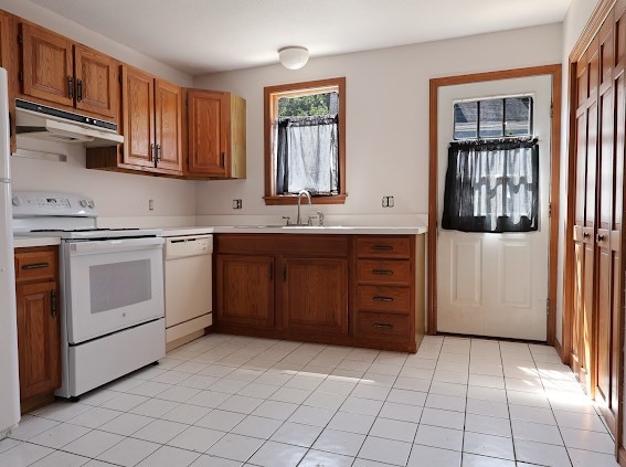 67 Lincoln St # A Property Photo 2