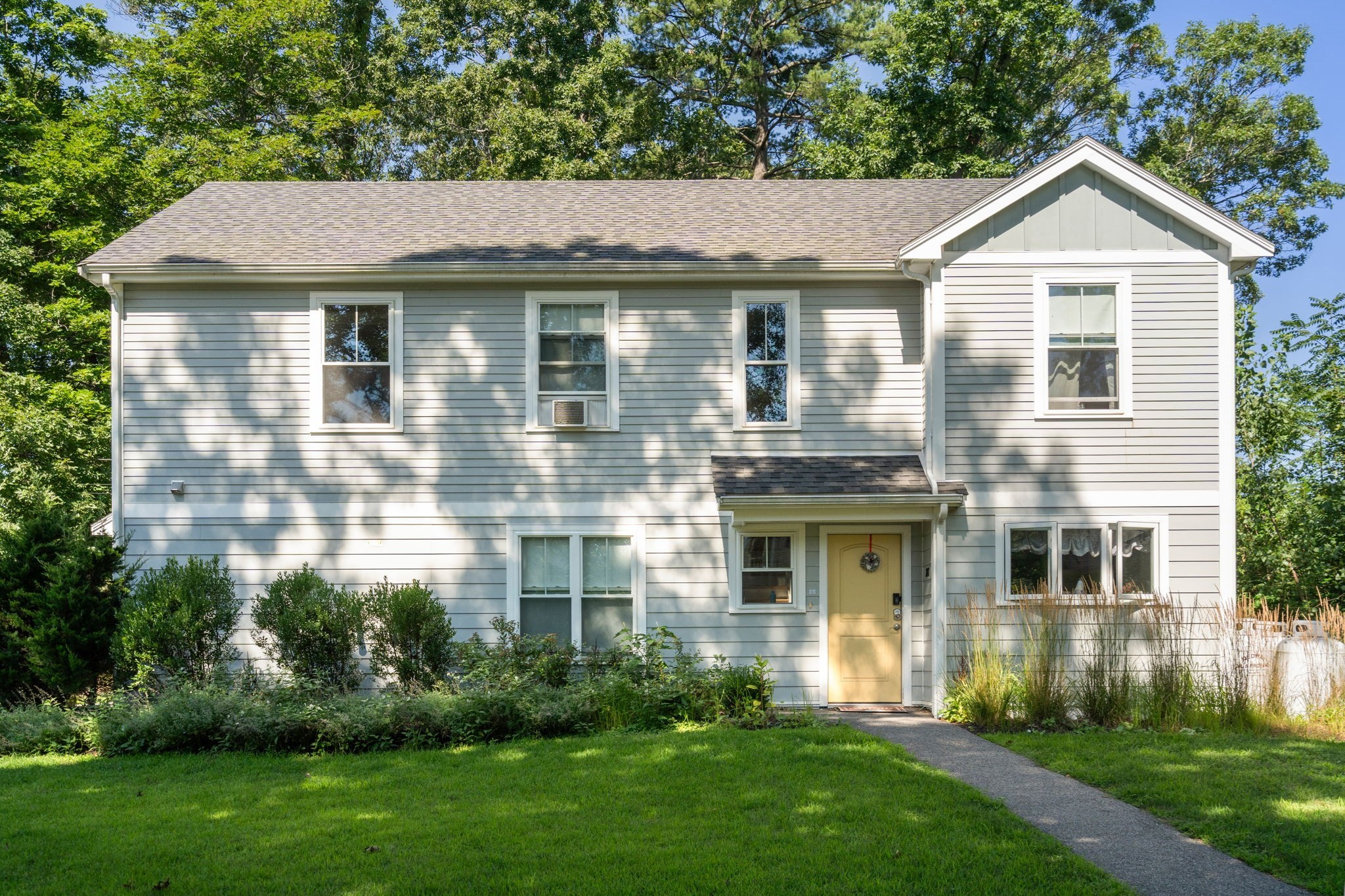 299-301 Bacon St Property Photo 4