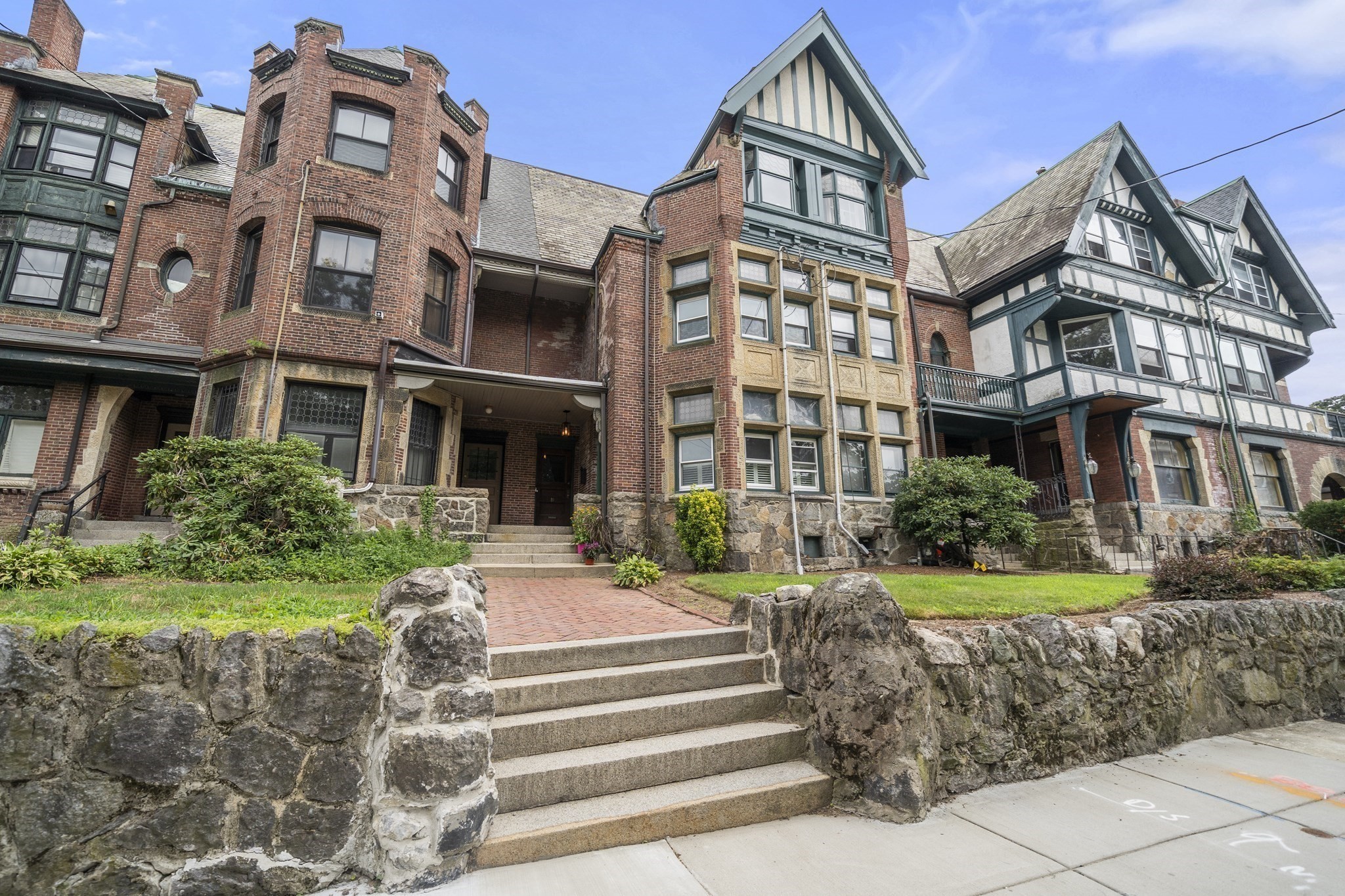80 Harold Street Property Photo 1