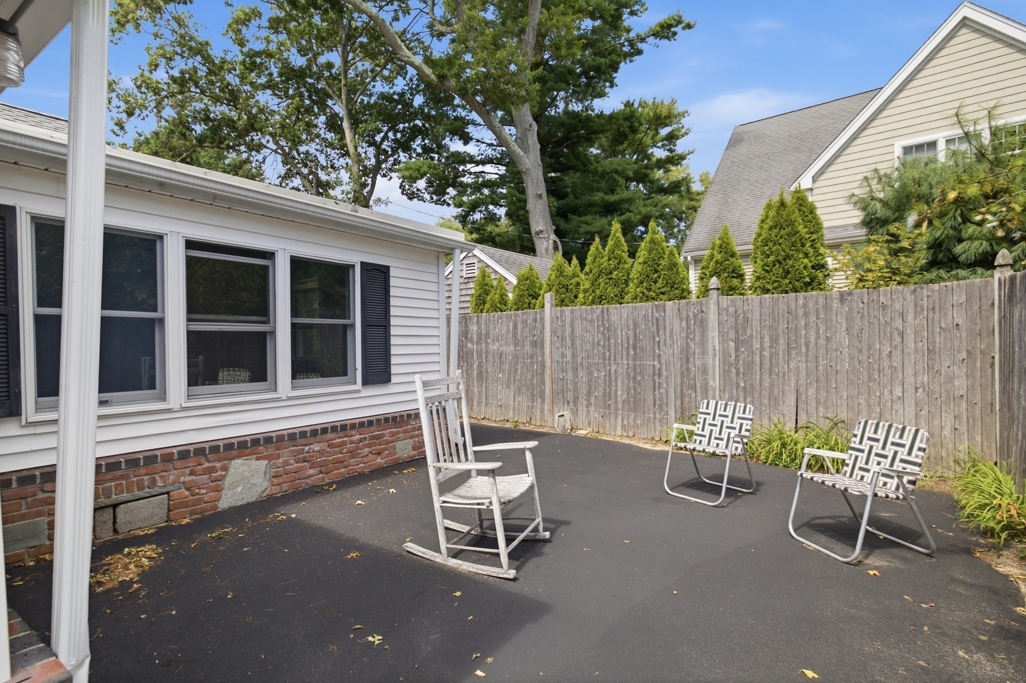 174 Property Photo 2