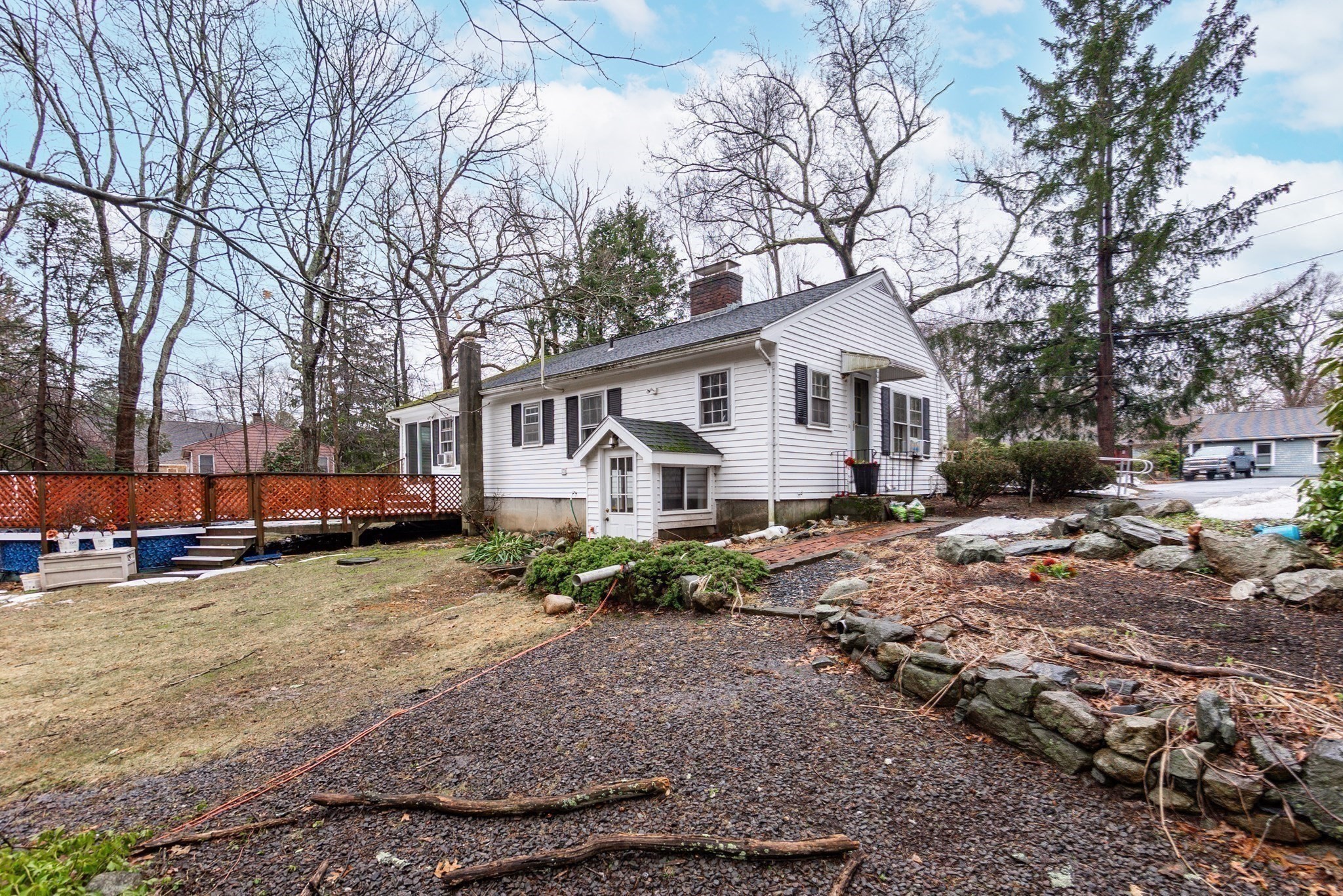 30 Woodland Rd Property Photo 18