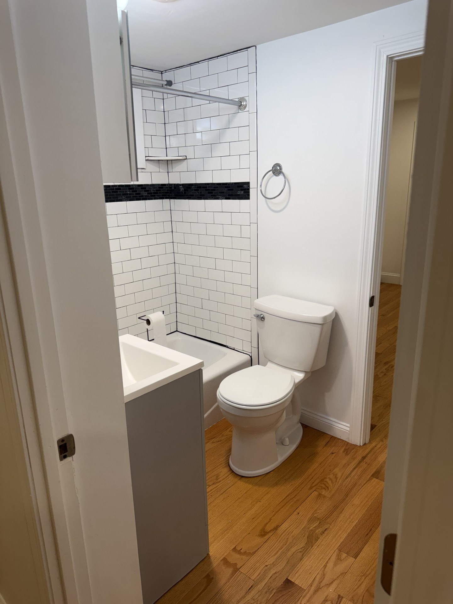 344 North Ave # 2 Property Photo 6