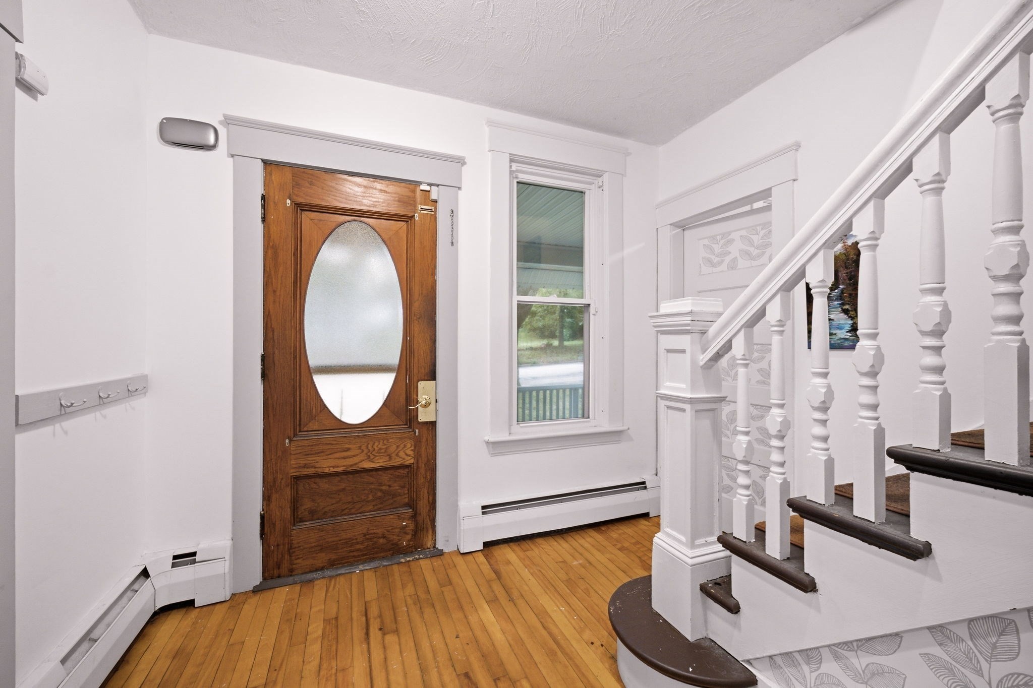 209 Green St Property Photo 4