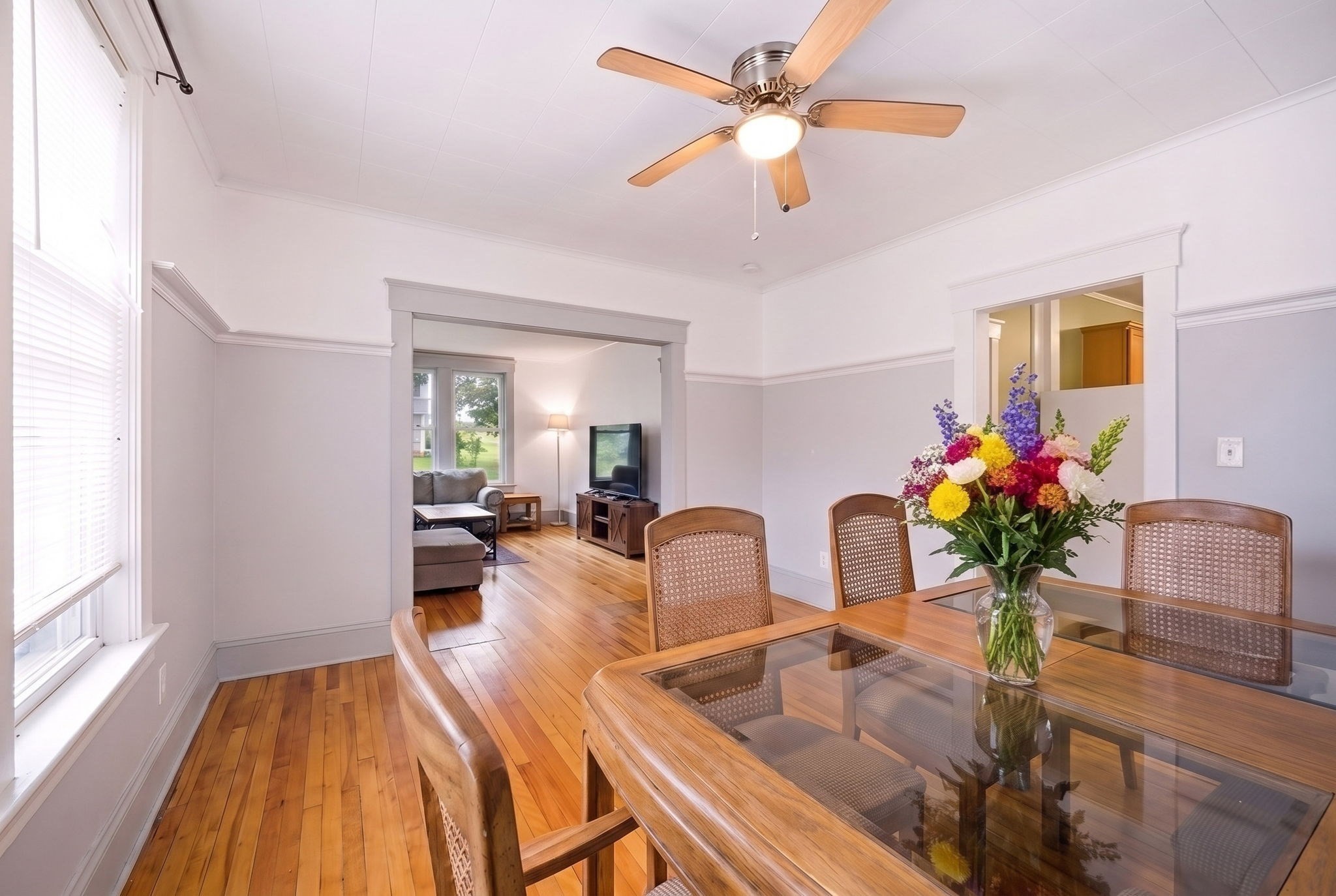 209 Green St Property Photo 9