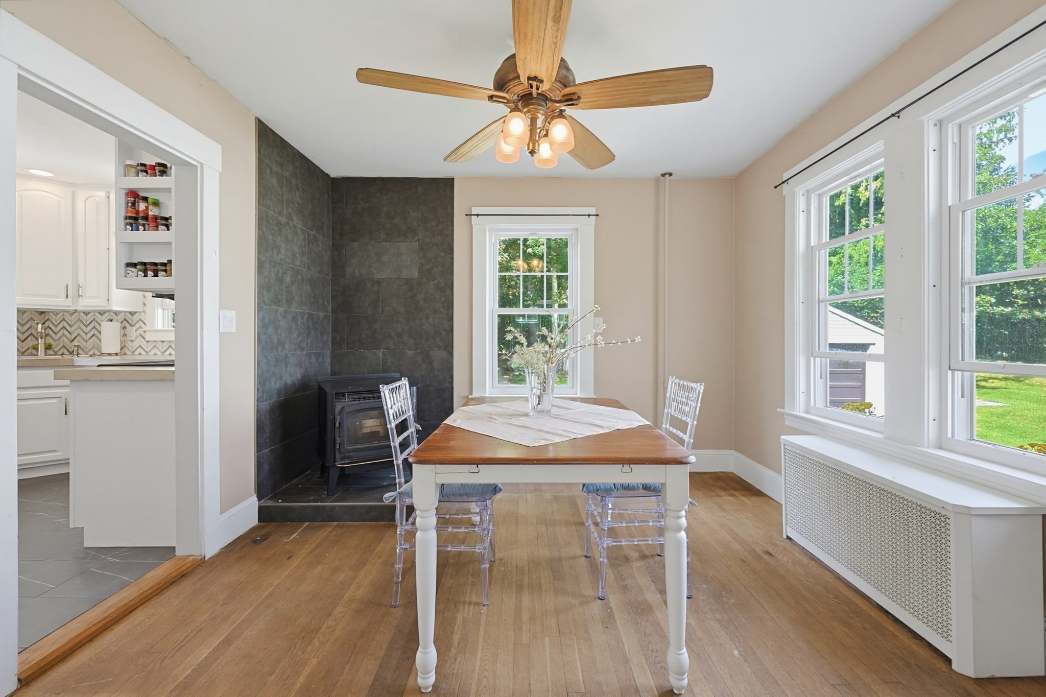 24 Talbot Ter Property Photo 8