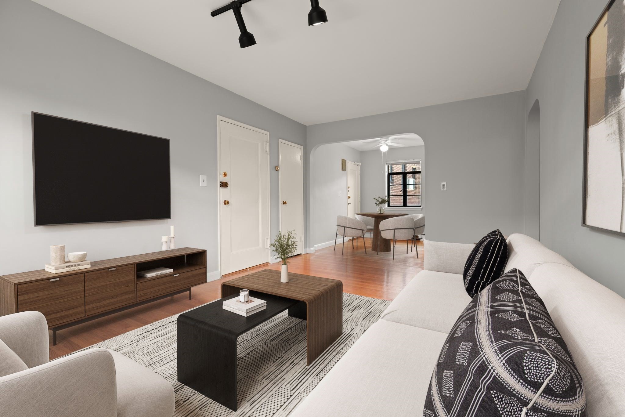 75 Strathmore Rd # 6a Property Photo 2