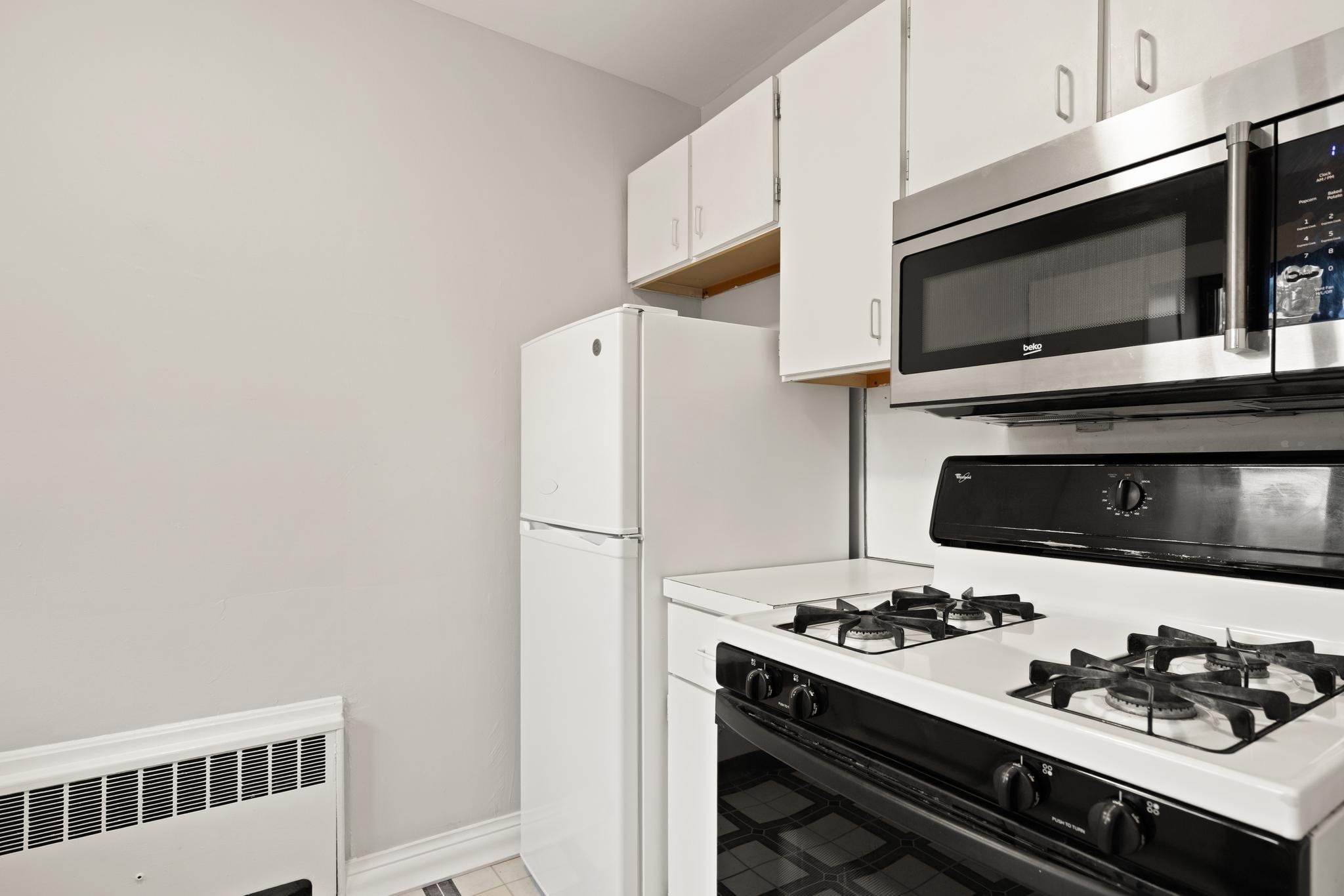75 Strathmore Rd # 6a Property Photo 7