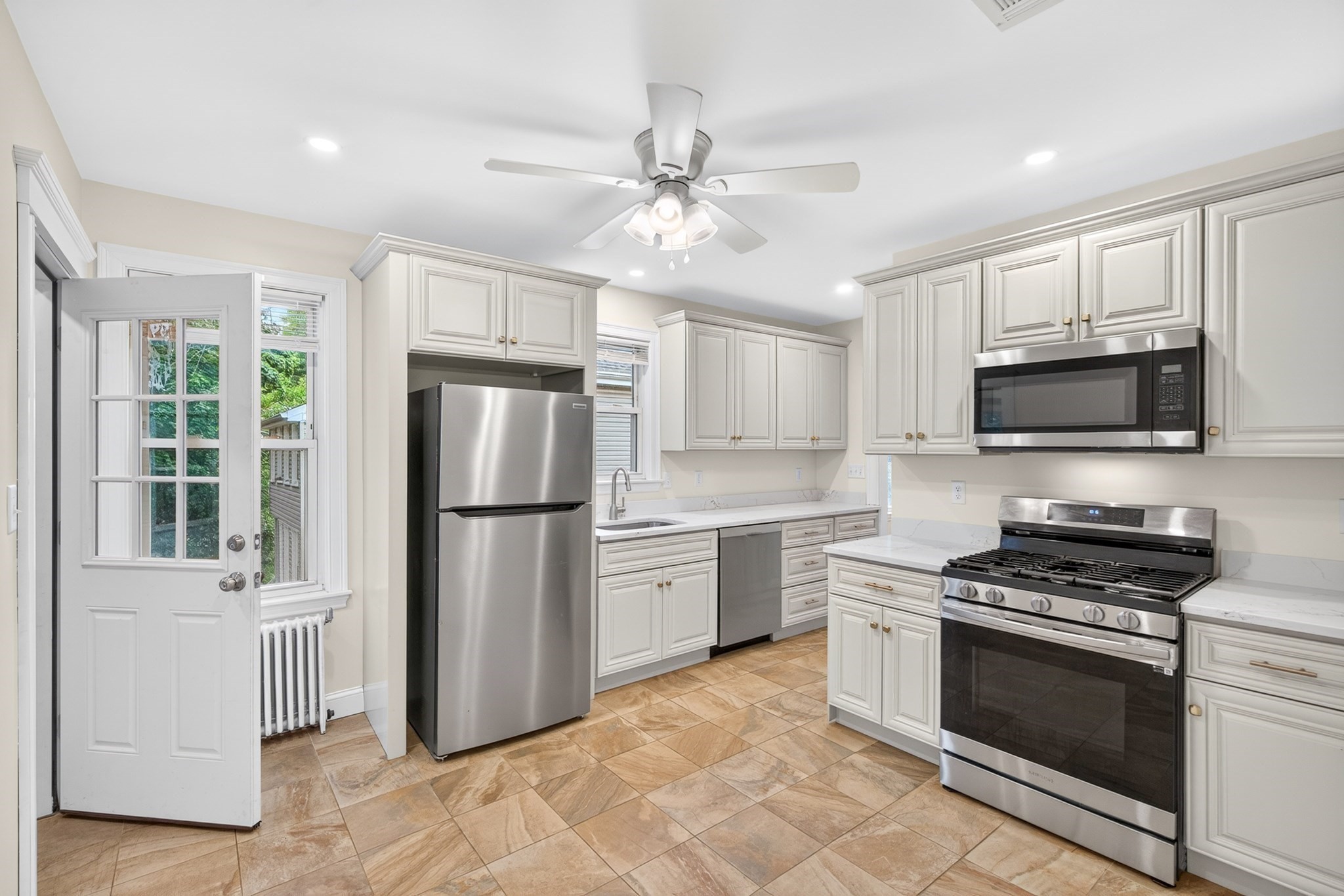 36 Wilson Avenue # 2 Property Photo 10