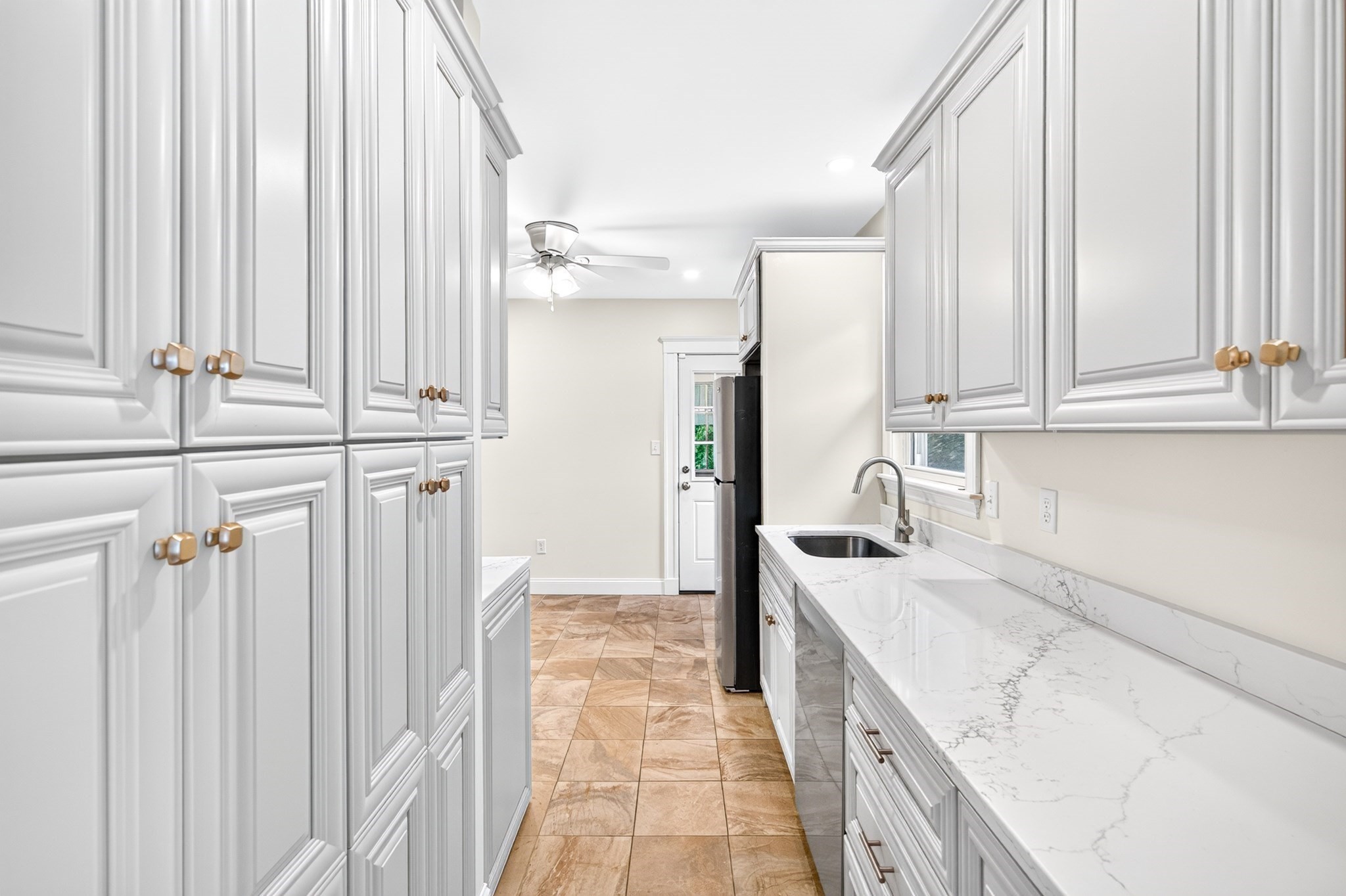 36 Wilson Avenue # 2 Property Photo 13