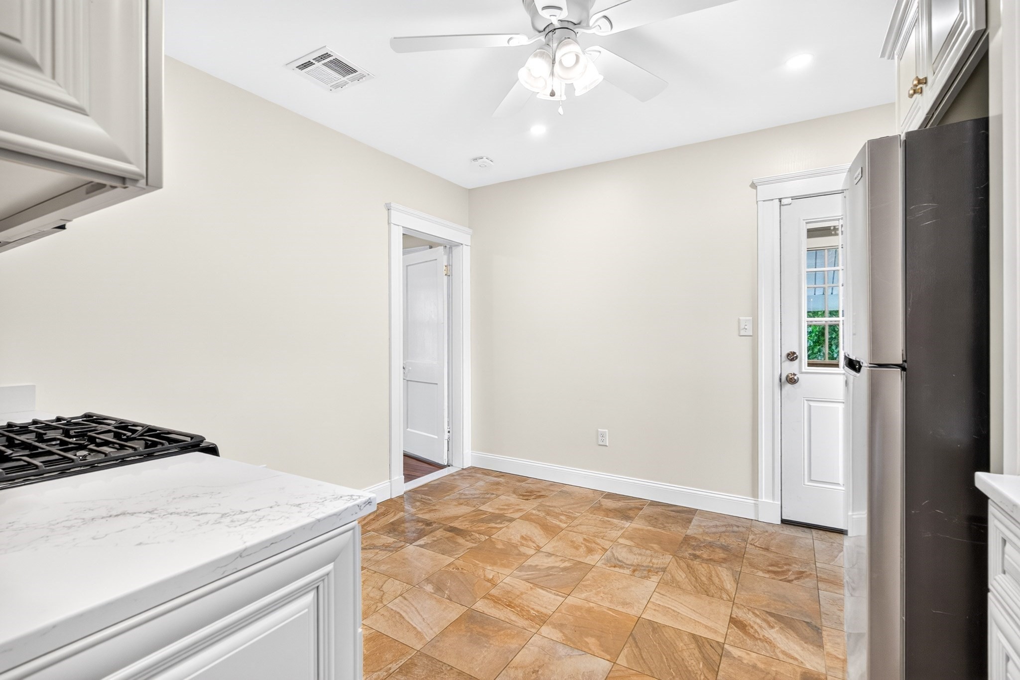 36 Wilson Avenue # 2 Property Photo 15