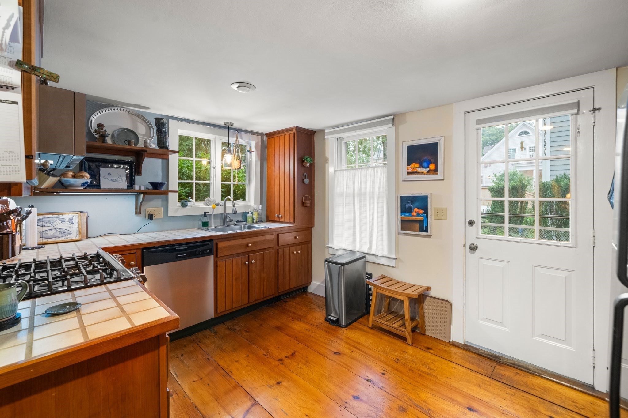 4 Stephens Lane # D Property Photo 14