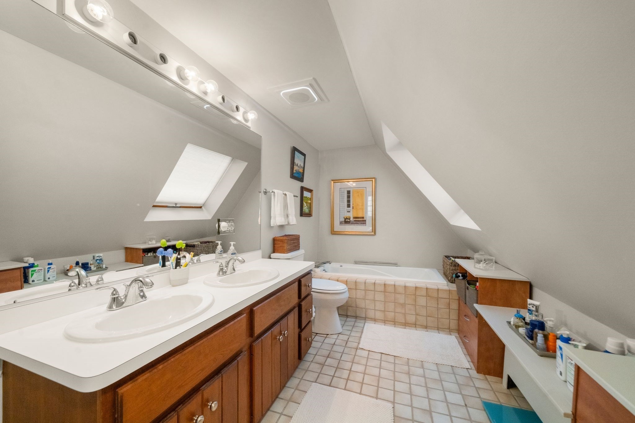 4 Stephens Lane # D Property Photo 24
