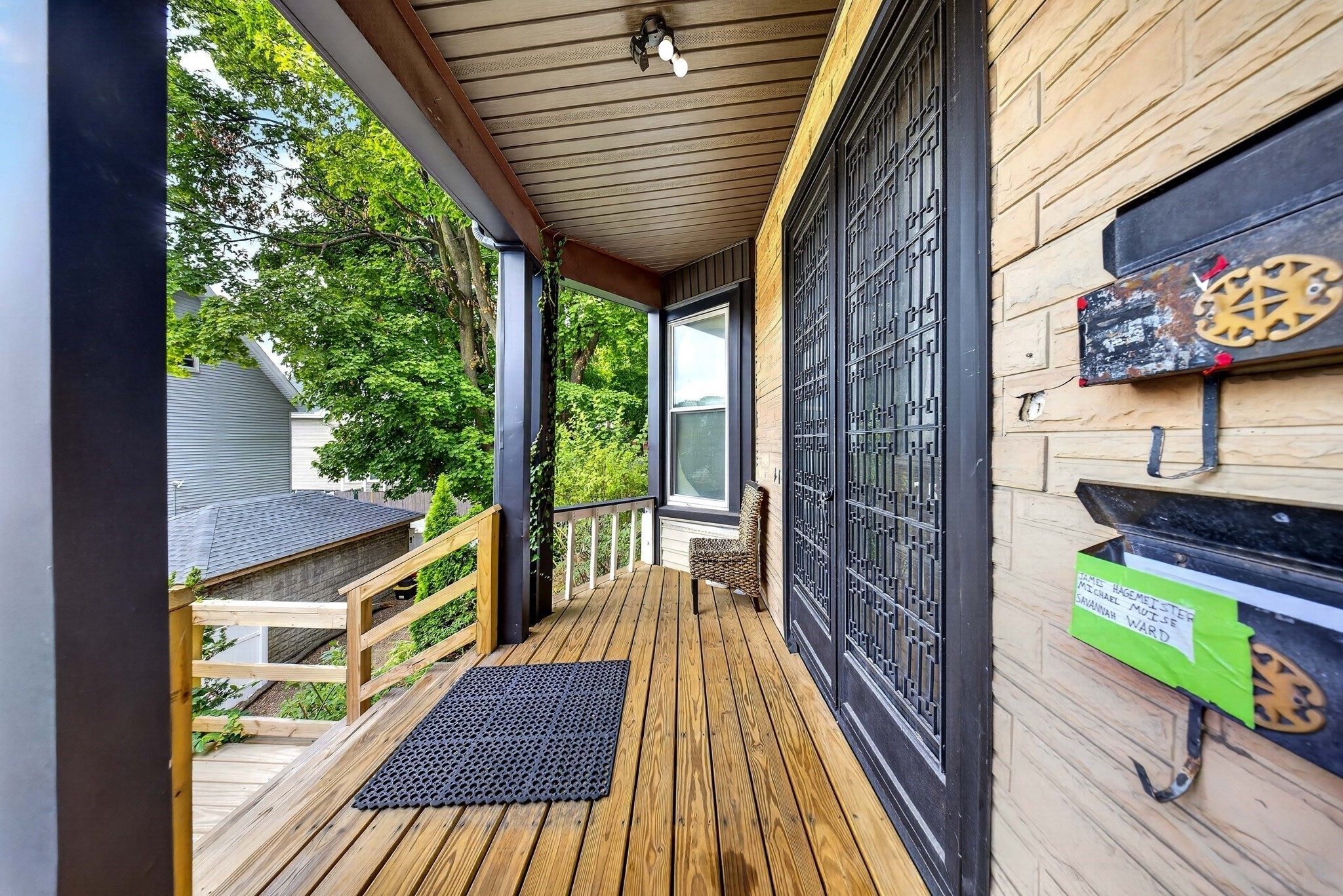 75 Harvard St Property Photo 4