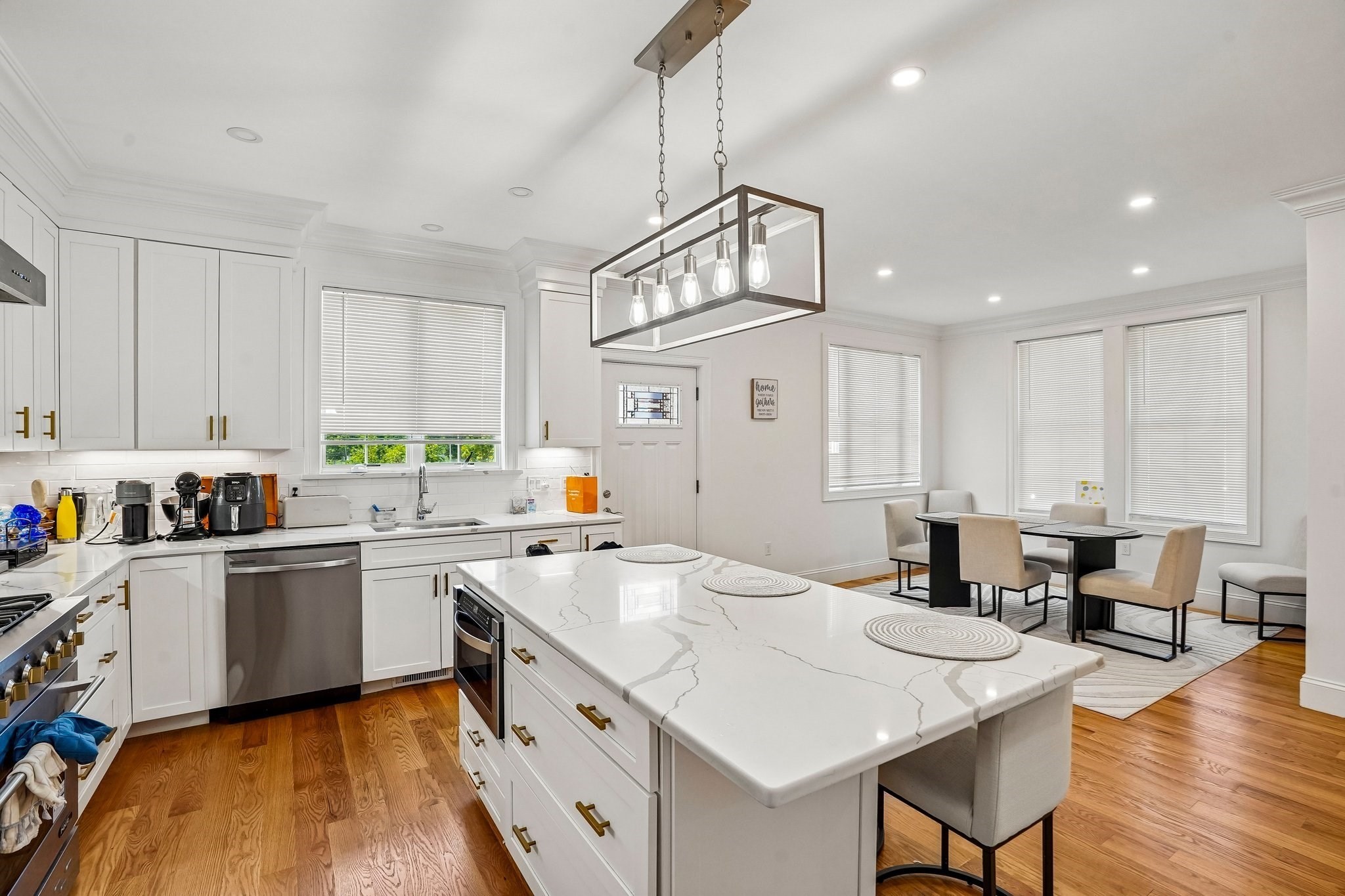 41 Union St # B Property Photo 3