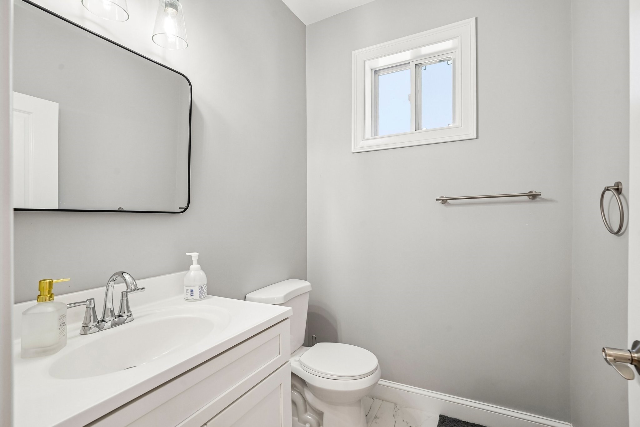 41 Union St # B Property Photo 7