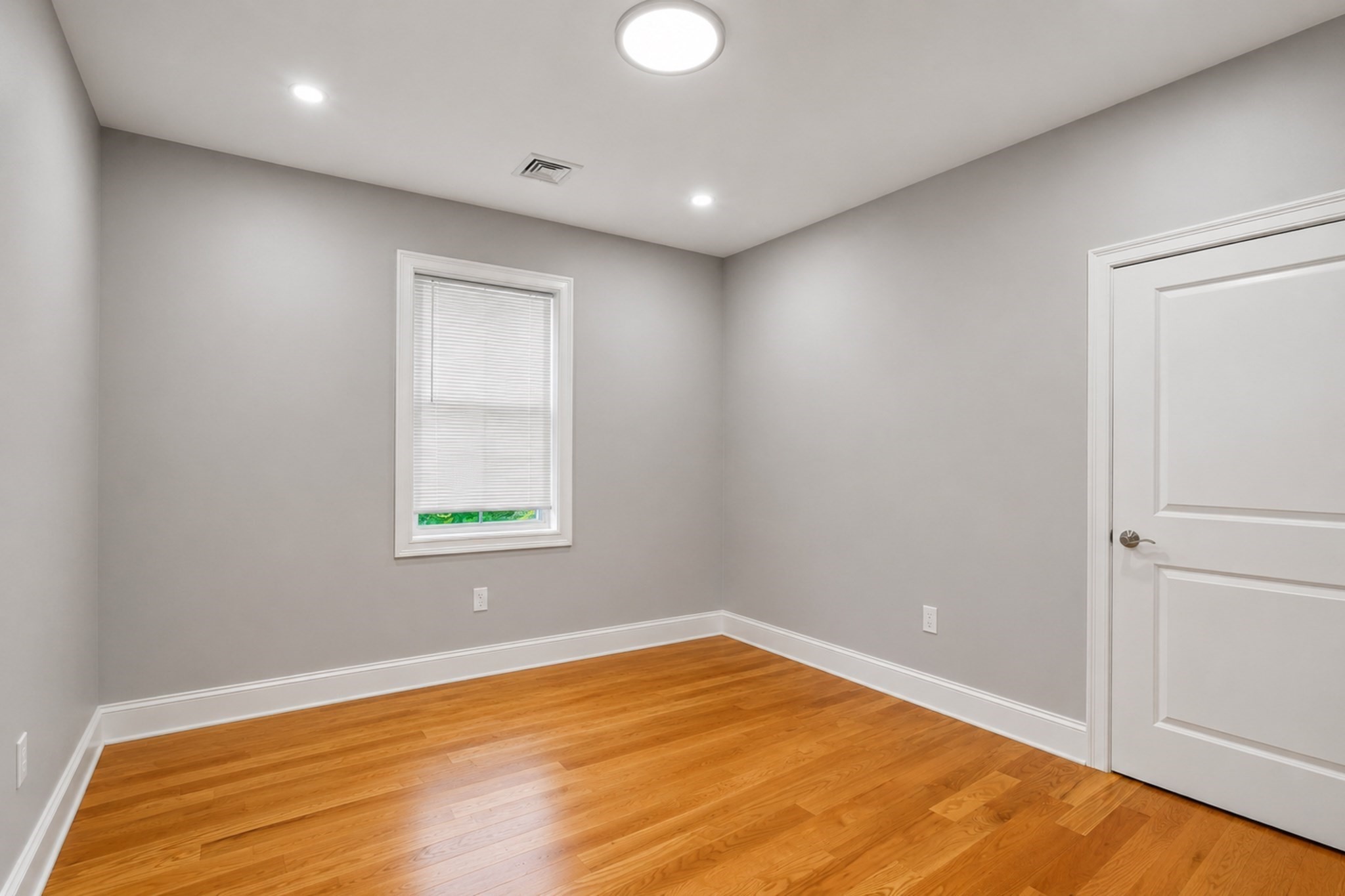 41 Union St # B Property Photo 12