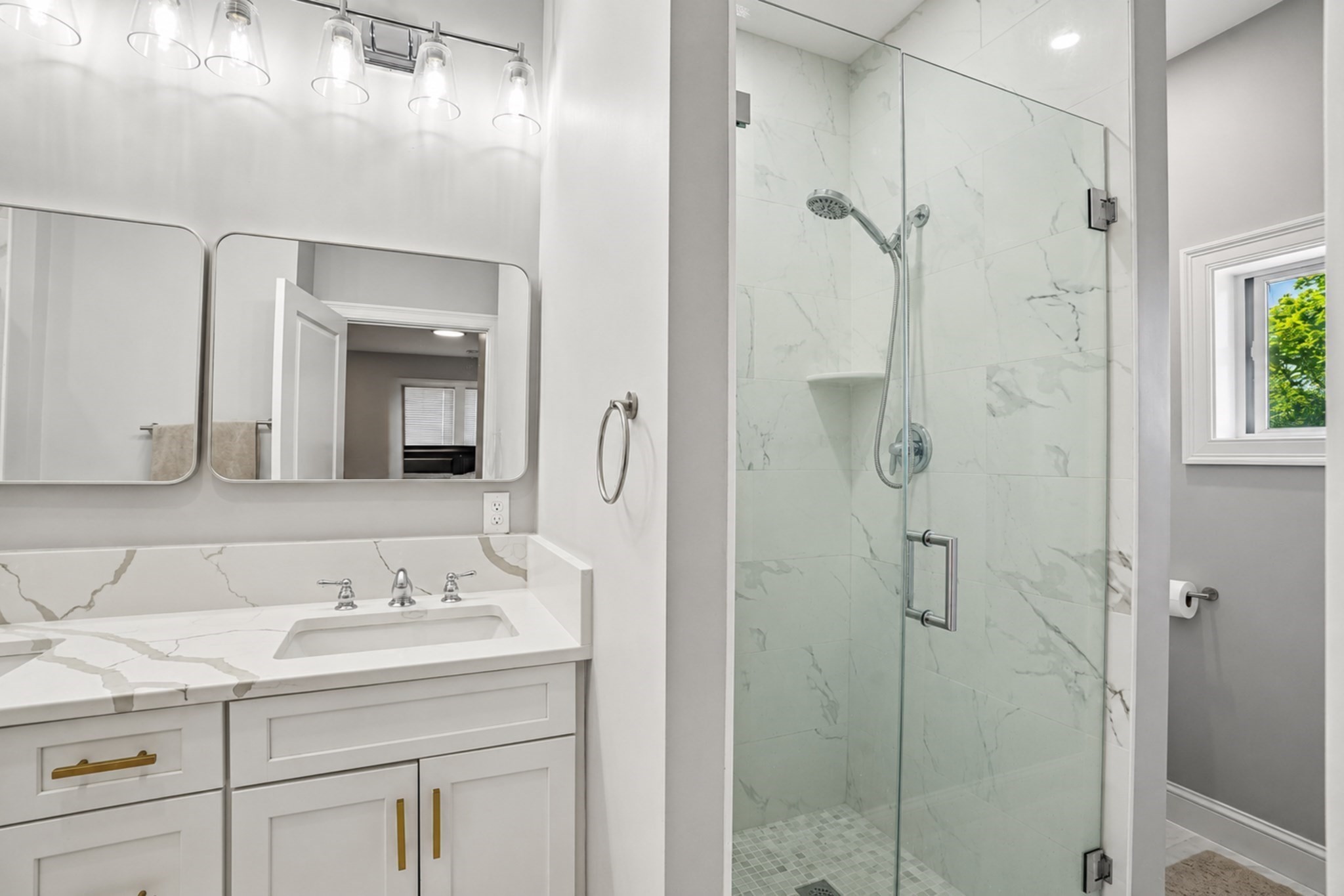 41 Union St # B Property Photo 16