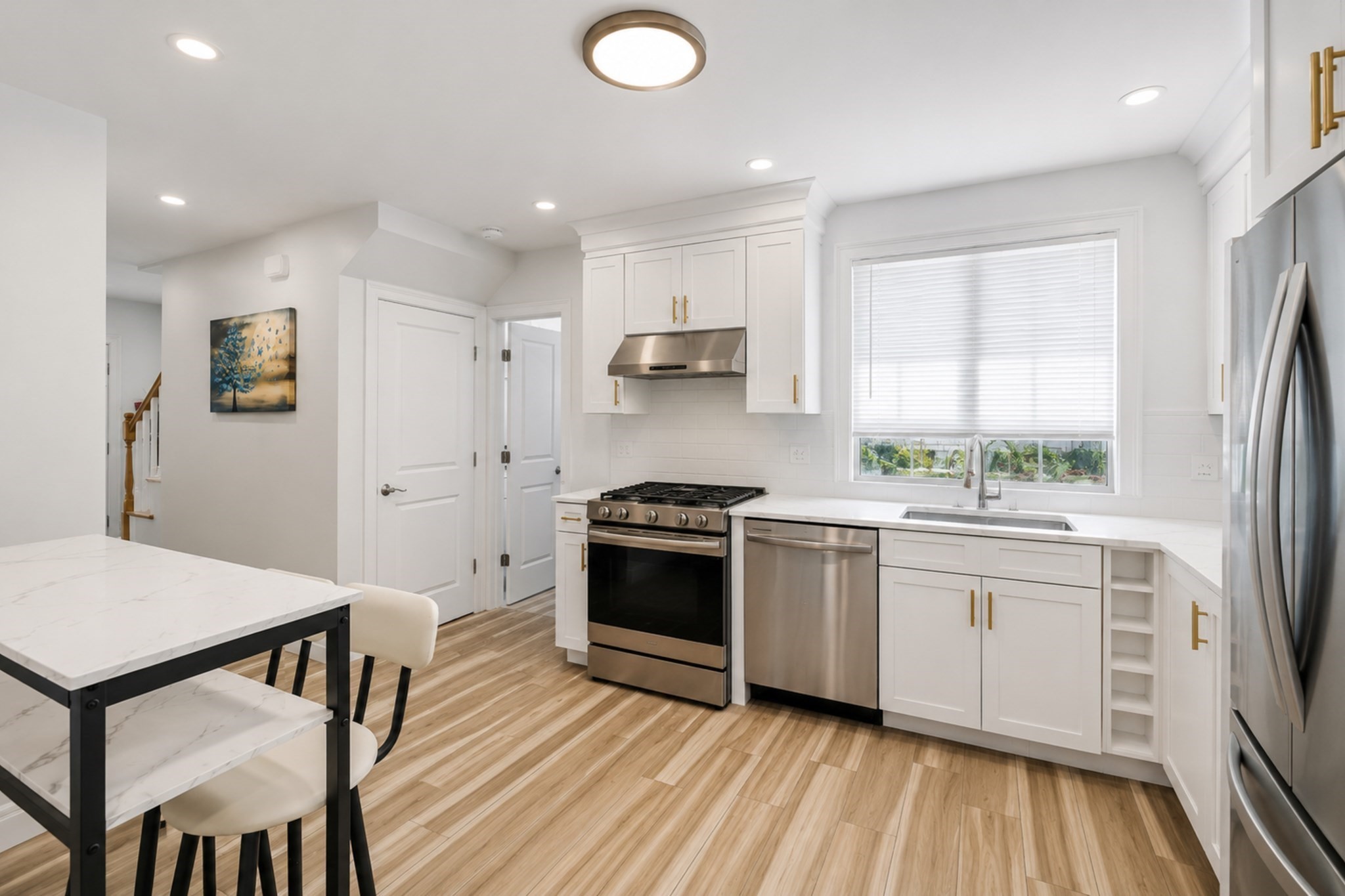 41 Union St # A Property Photo 2