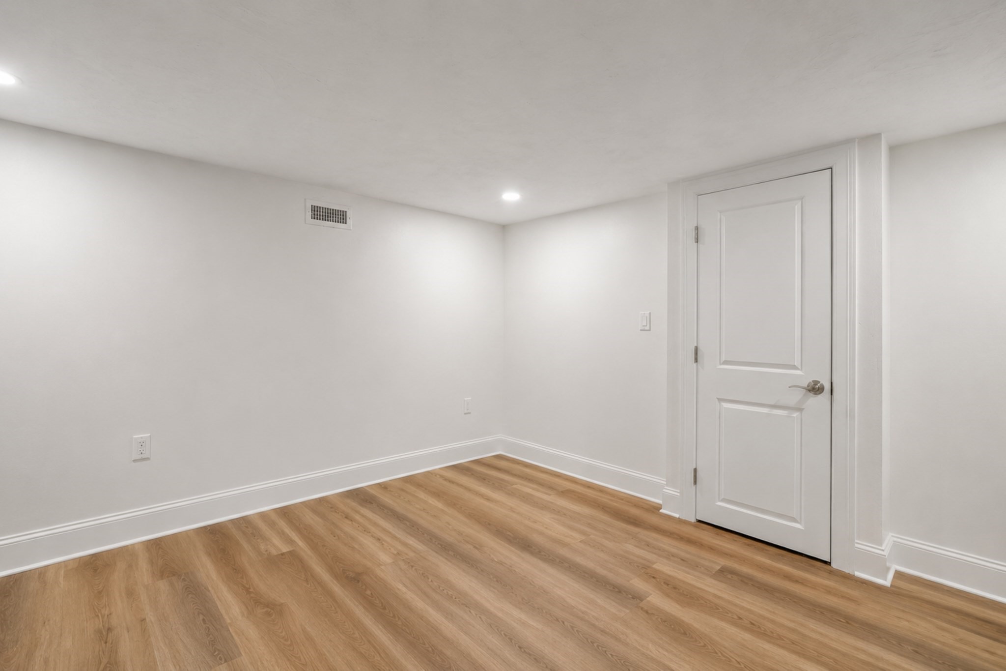 41 Union St # A Property Photo 18