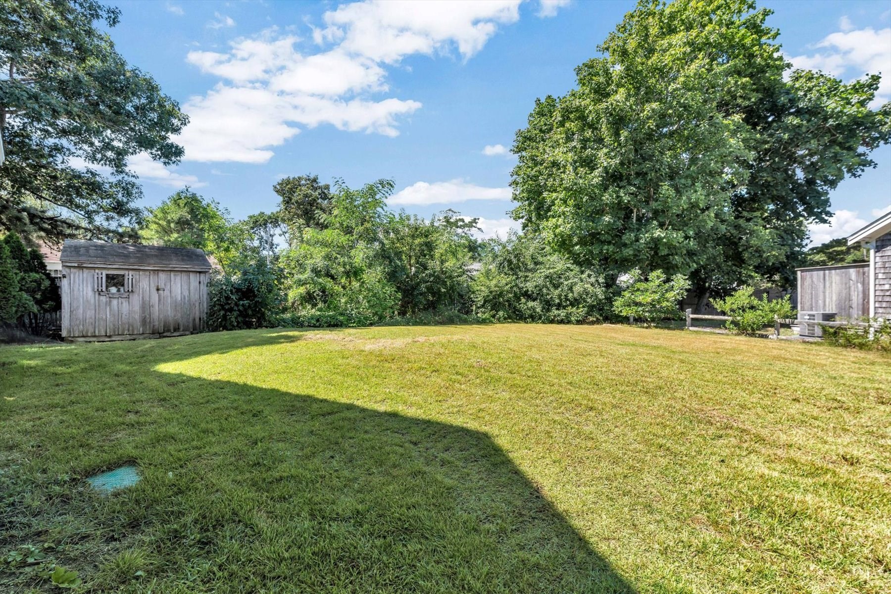 31 Park Dr Property Photo 4