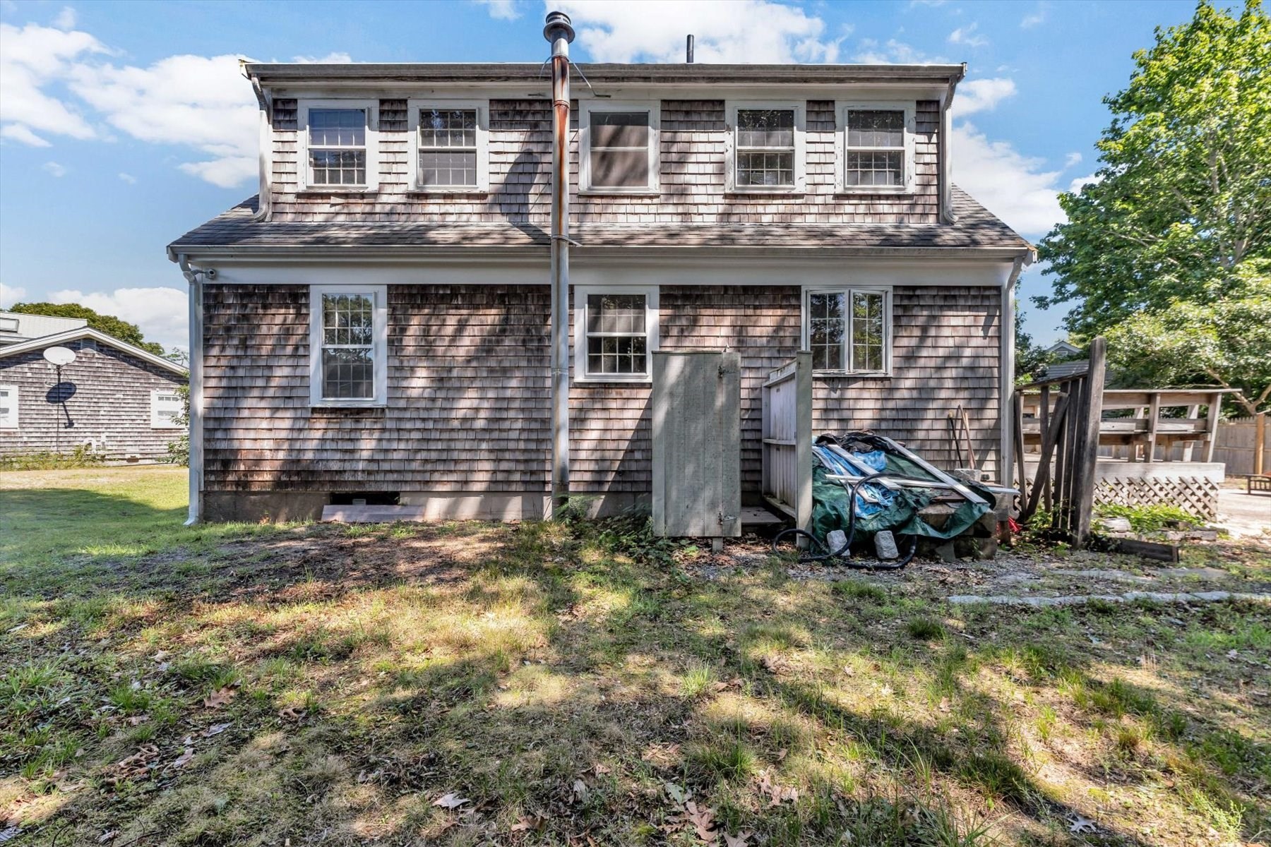 31 Park Dr Property Photo 6