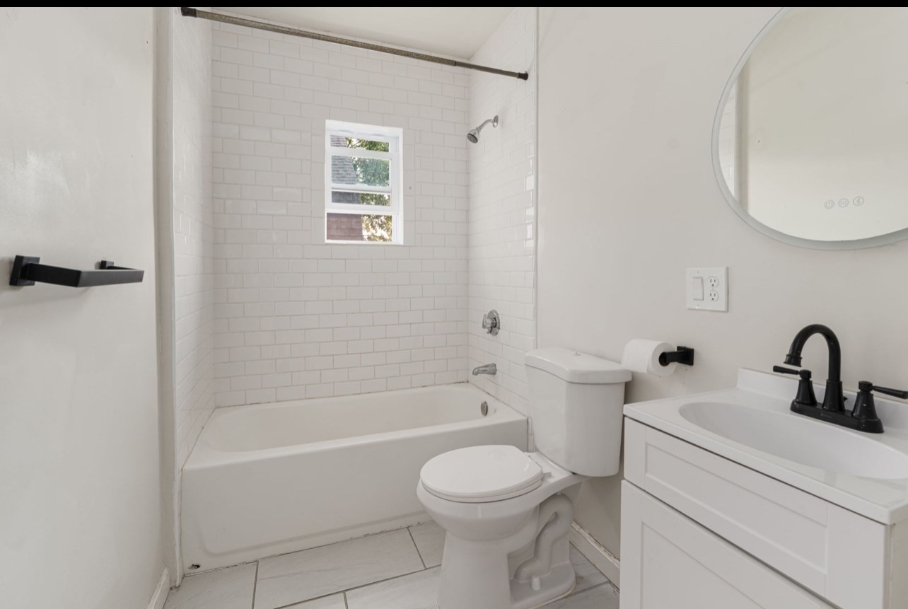 458-460 Smithfield Ave Property Photo 9